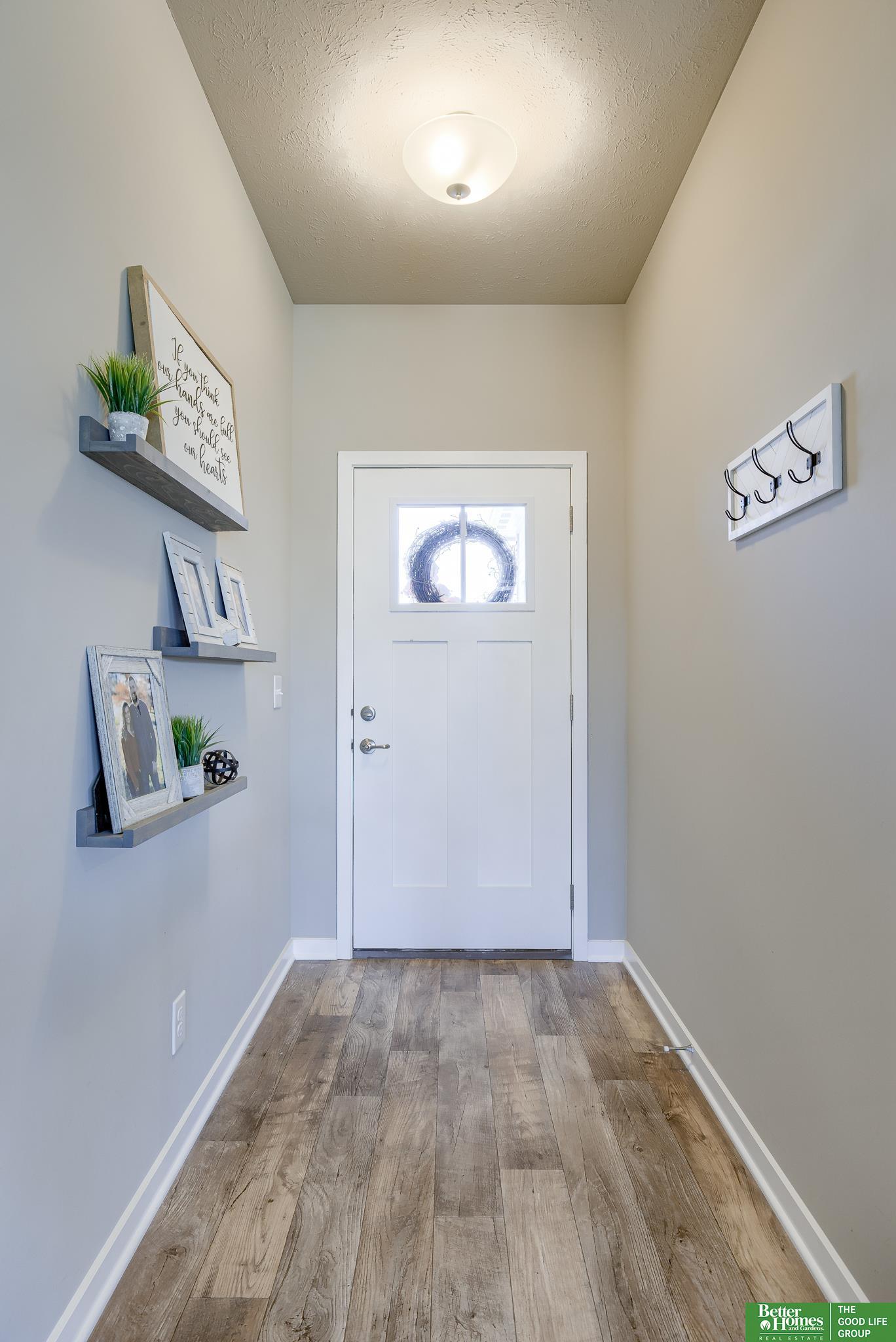 11163 Horizon Circle