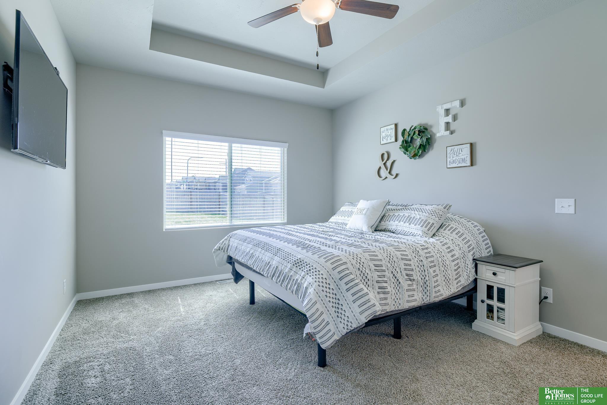 11163 Horizon Circle