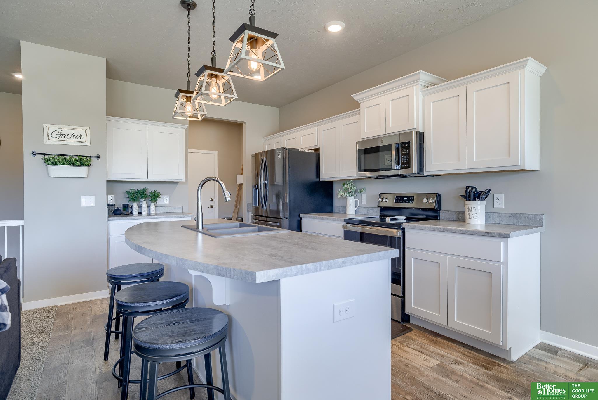 11163 Horizon Circle