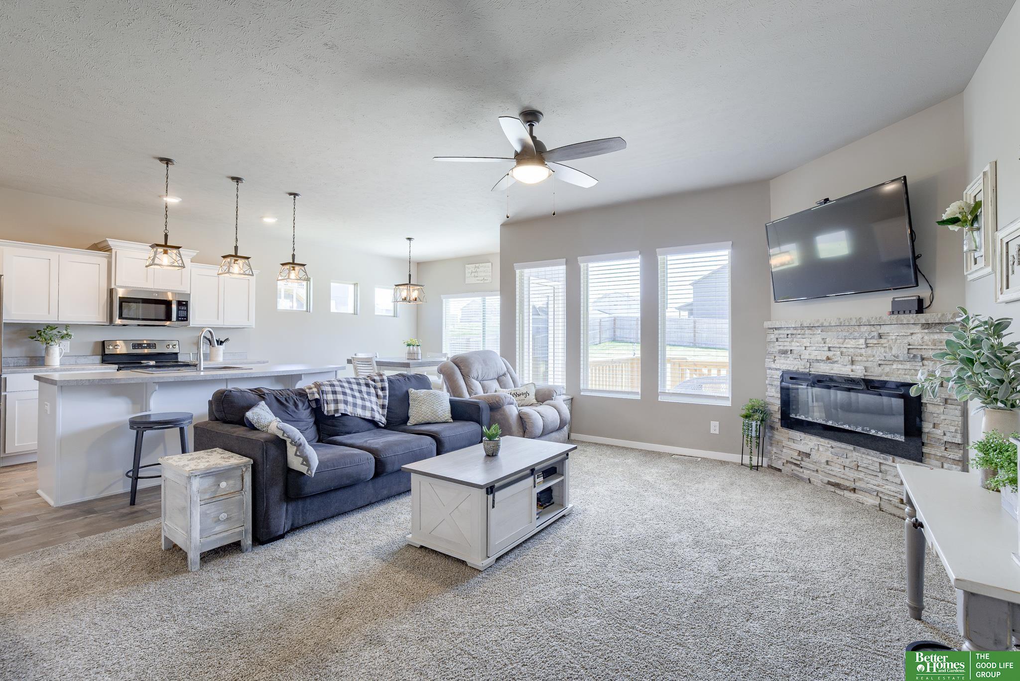 11163 Horizon Circle