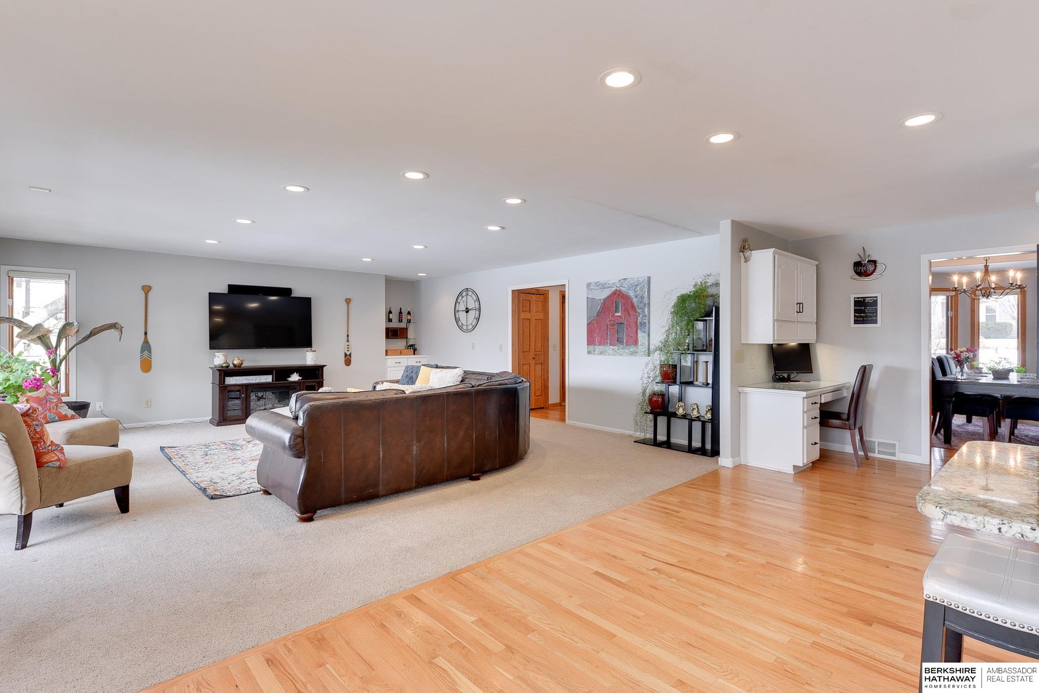 2507 Ponca Point