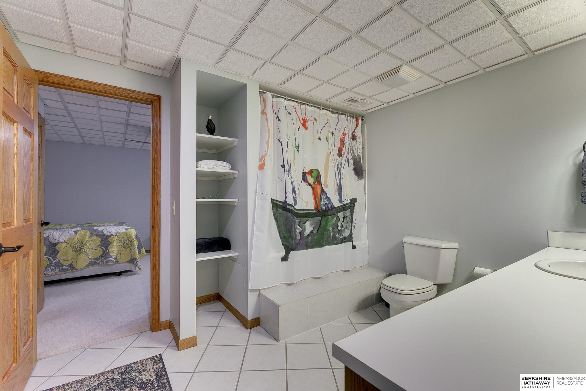 2507 Ponca Point