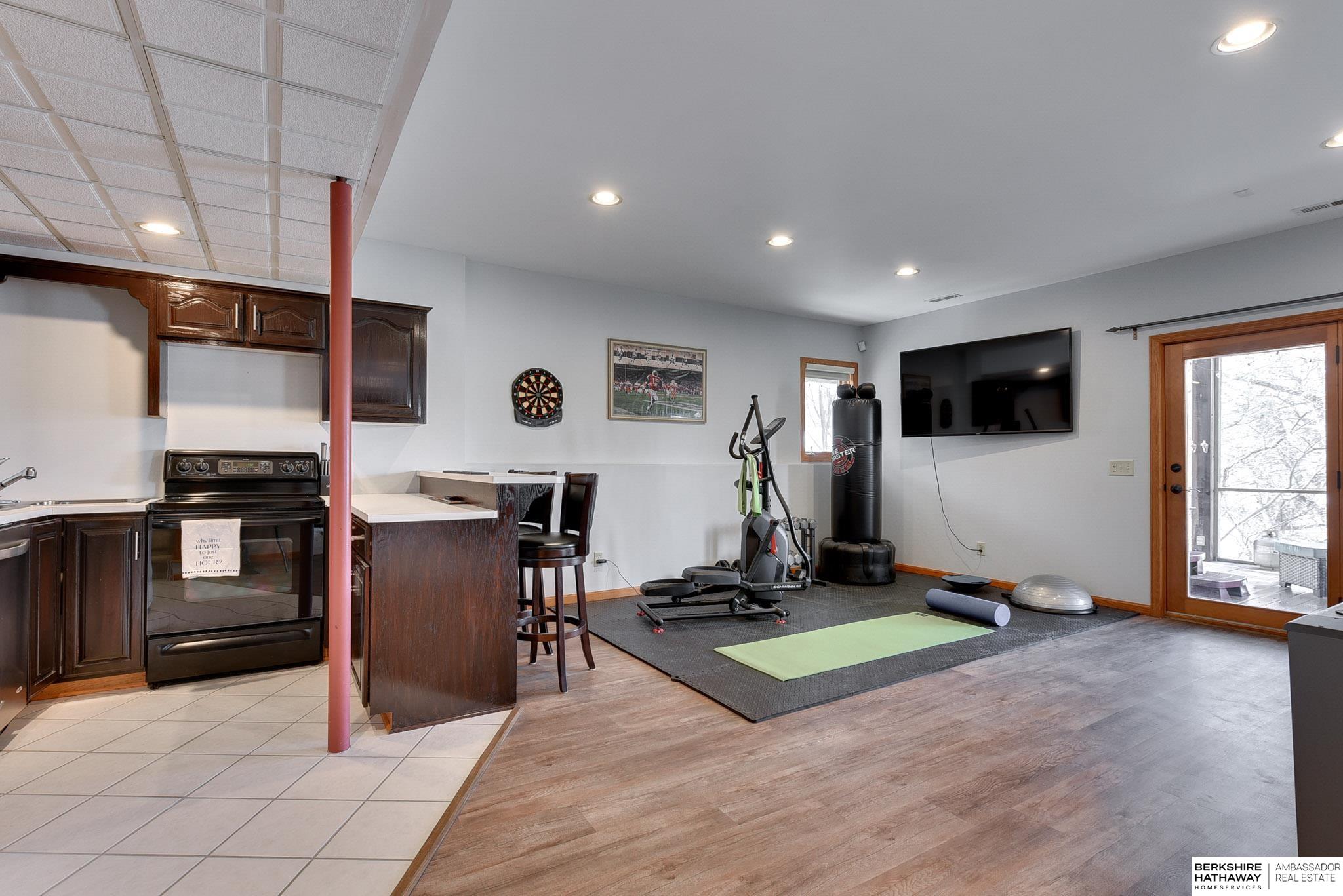 2507 Ponca Point