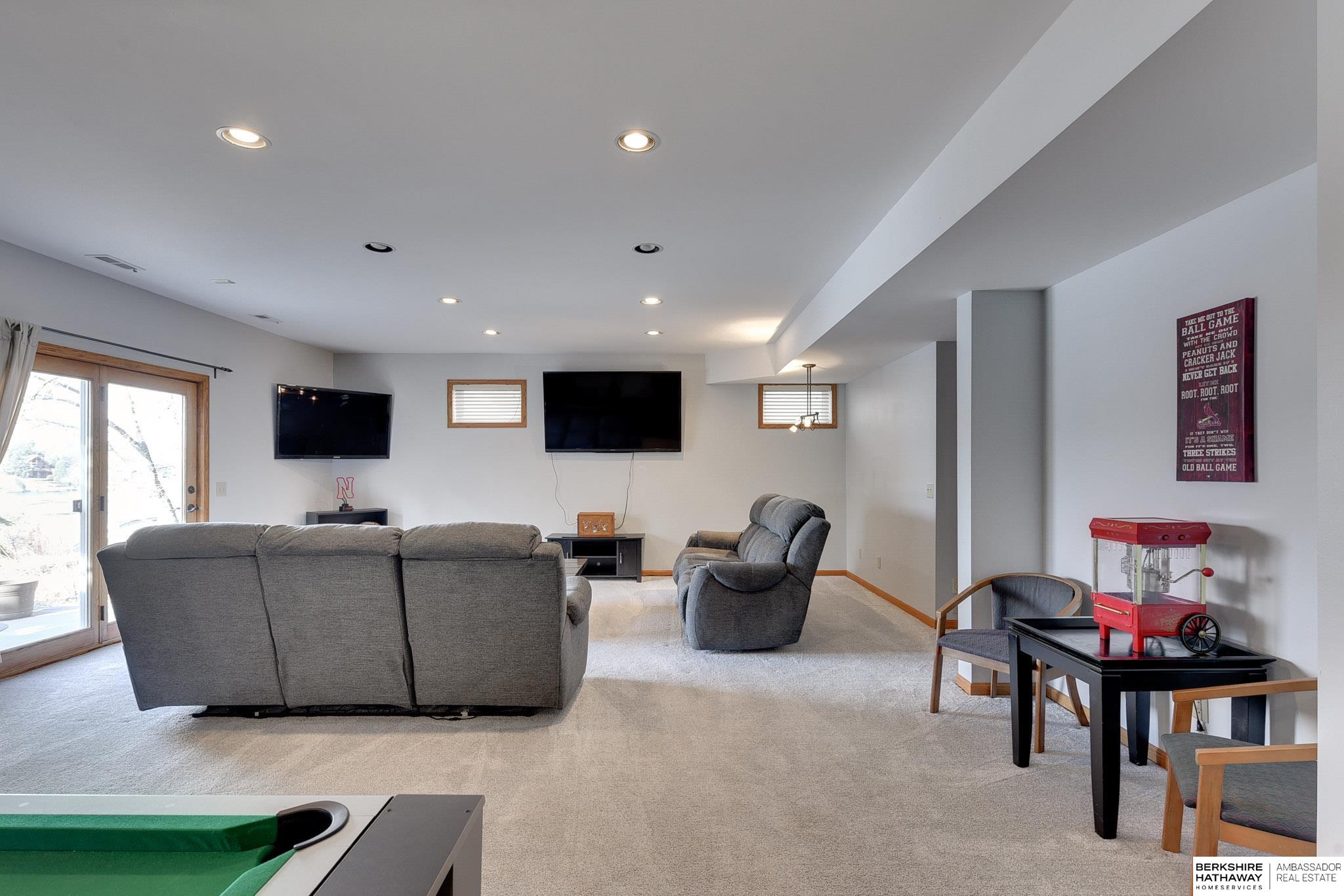 2507 Ponca Point