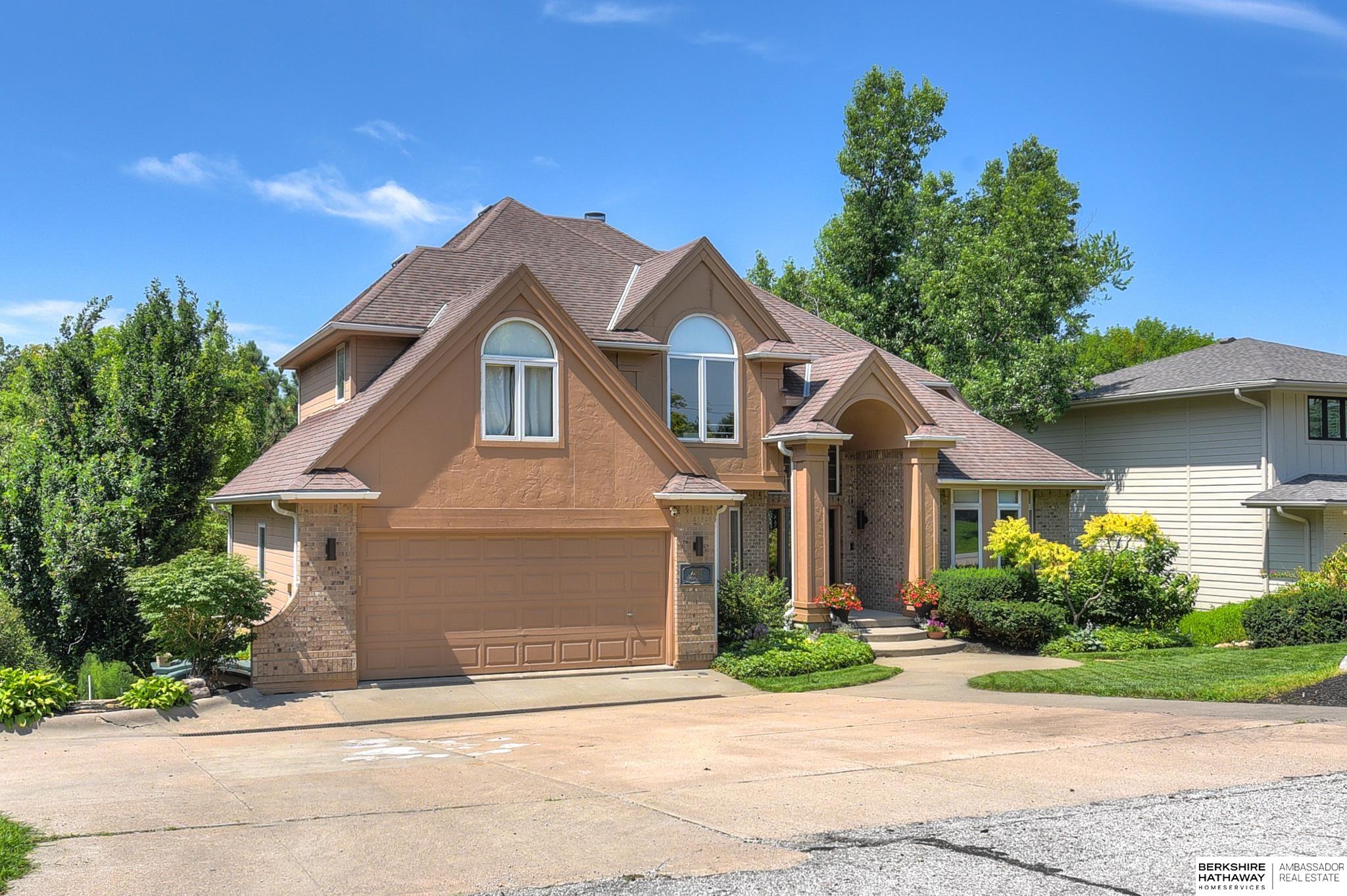 2507 Ponca Point
