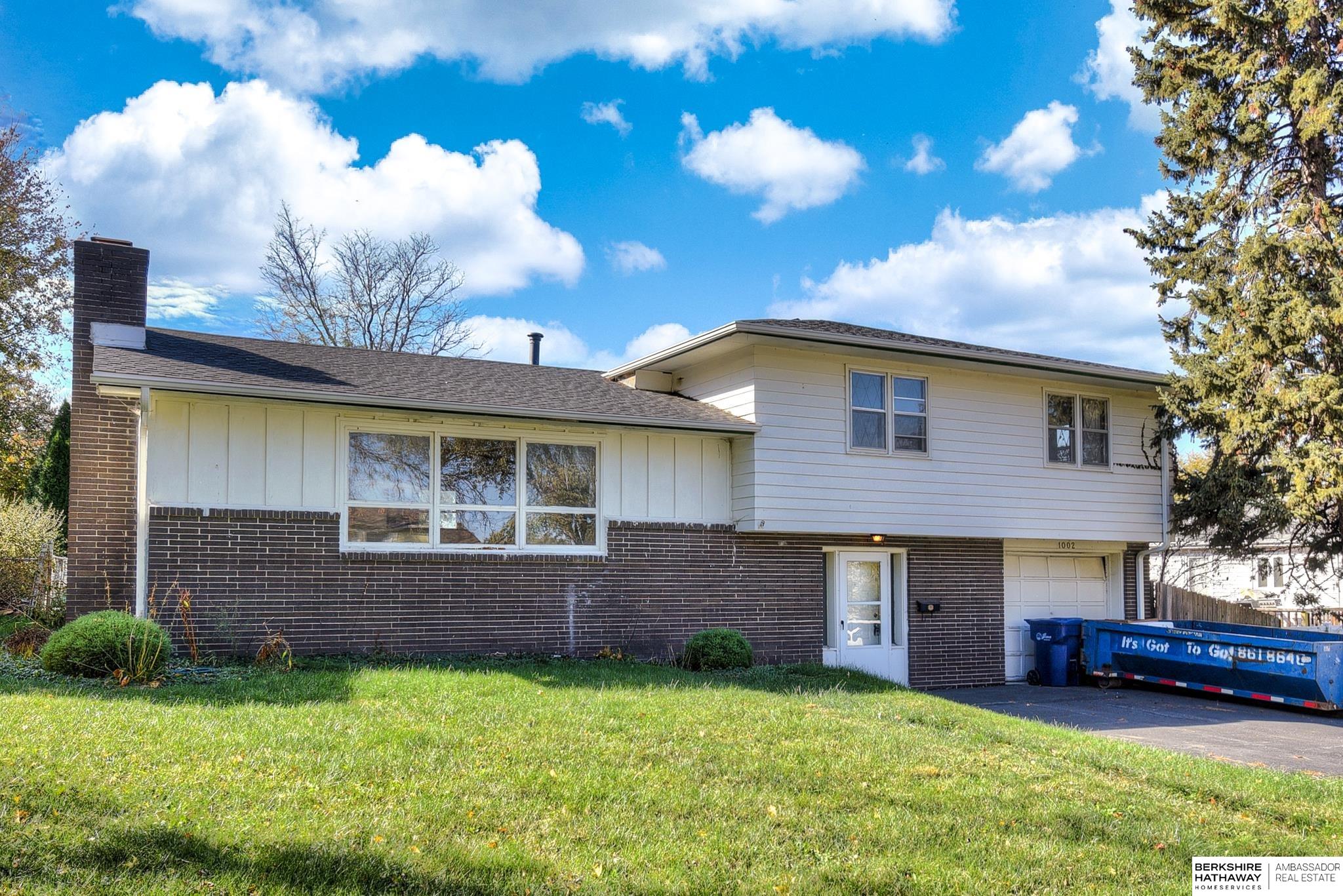 1002 Saint Andrews Road