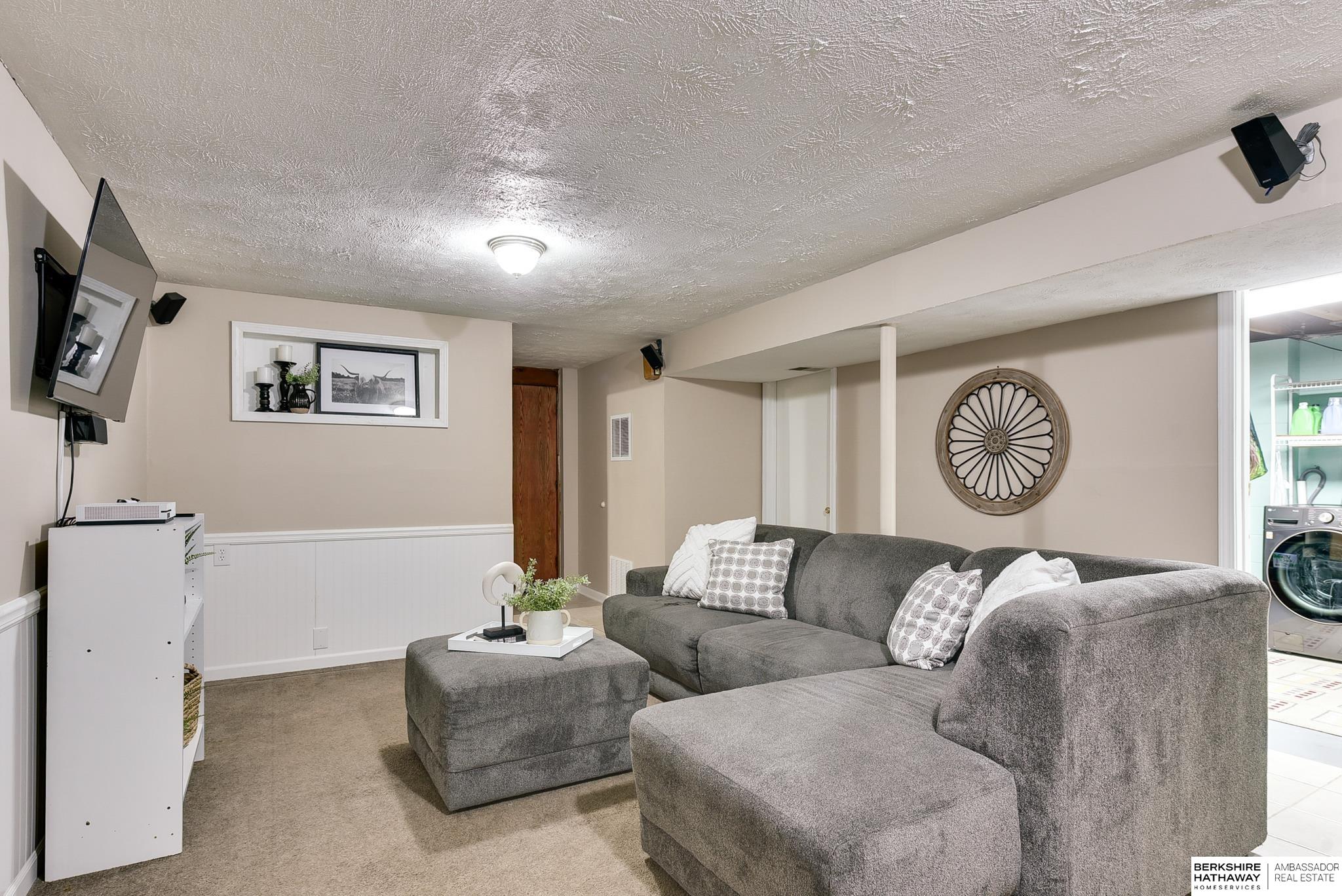 5305 S 122nd Street