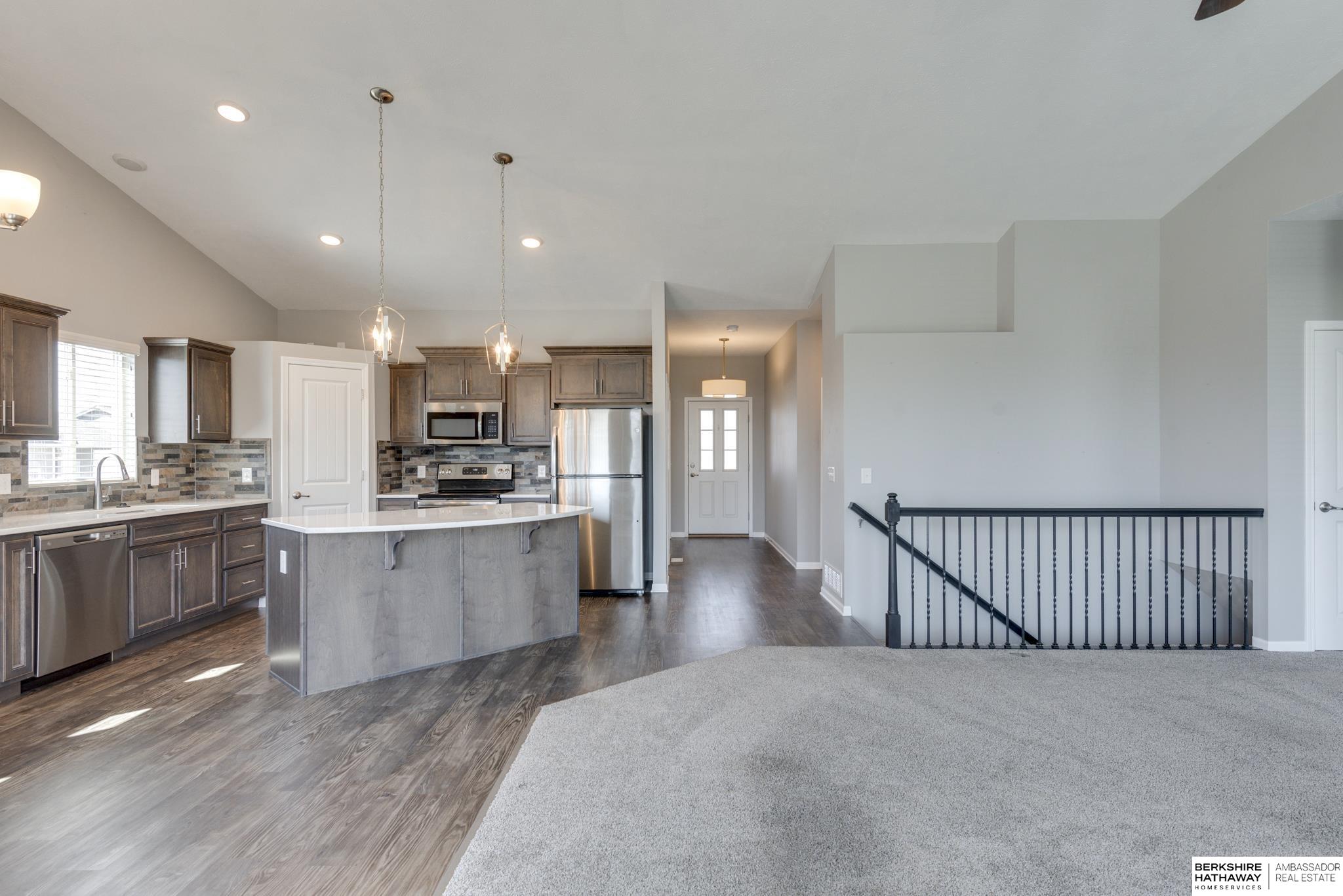 8215 S 186th Street