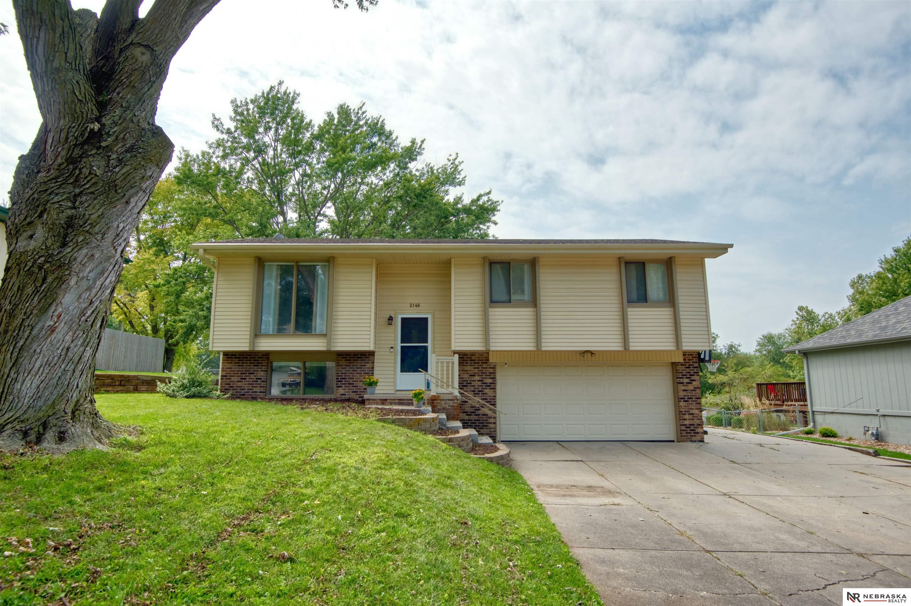 2146 N 141st Avenue