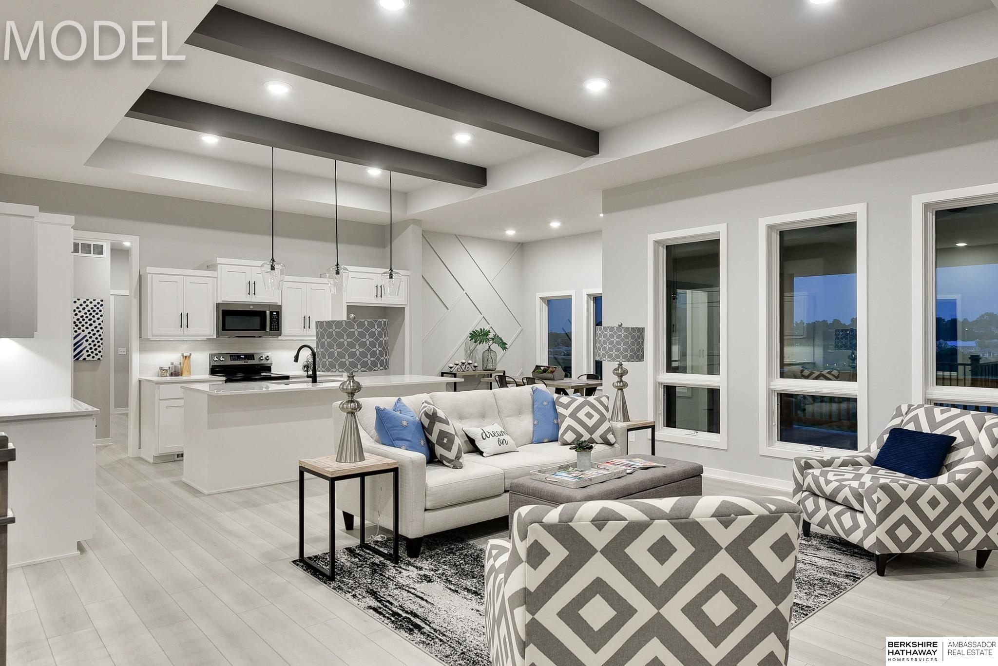 11003 S 102nd Street