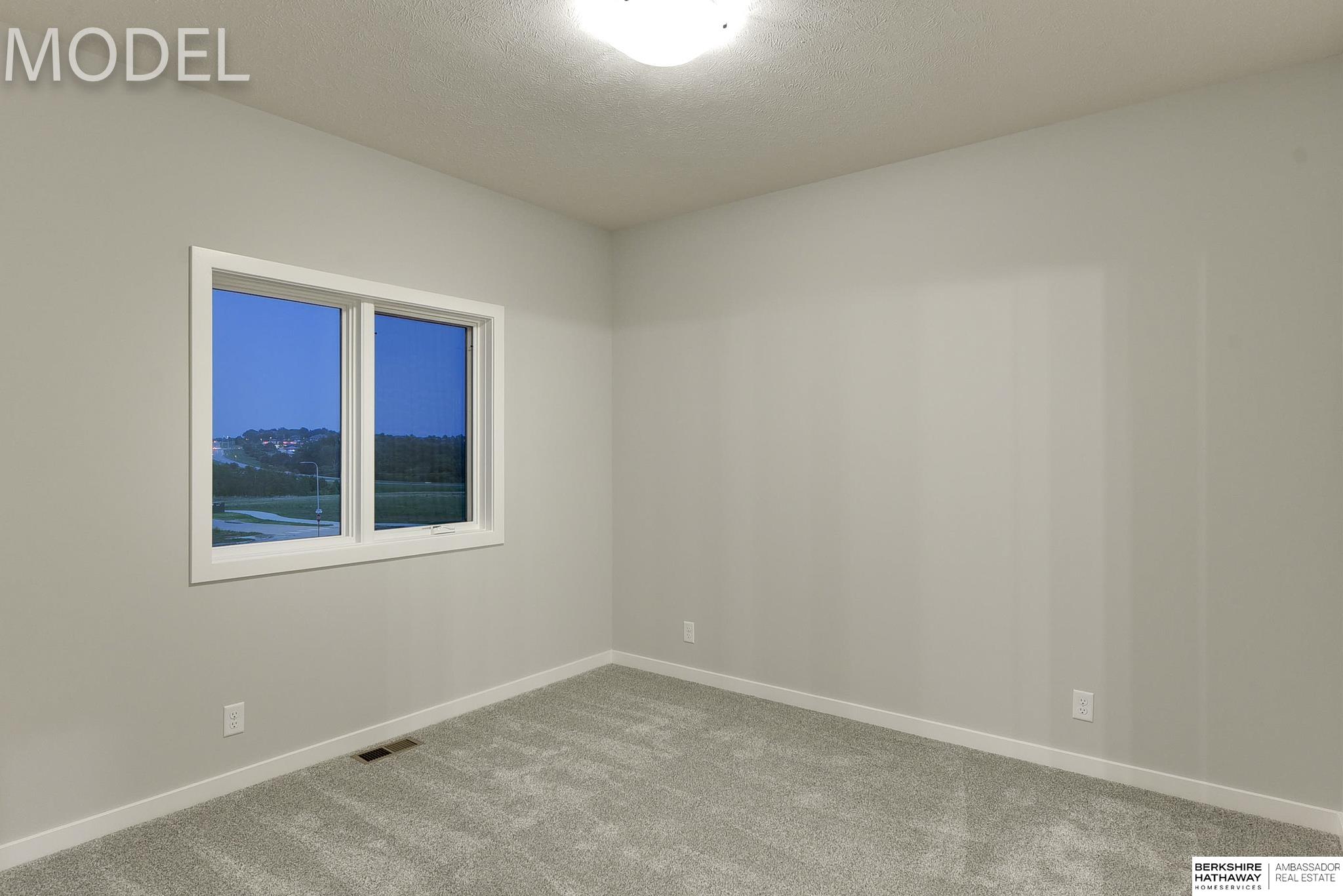 11003 S 102nd Street