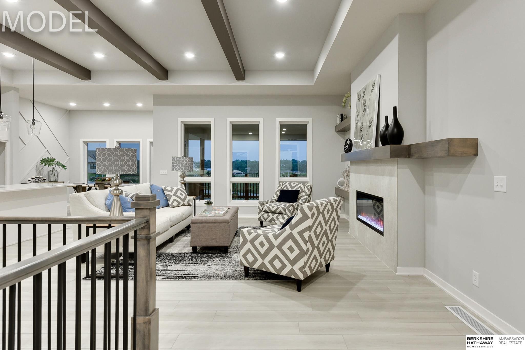 11003 S 102nd Street