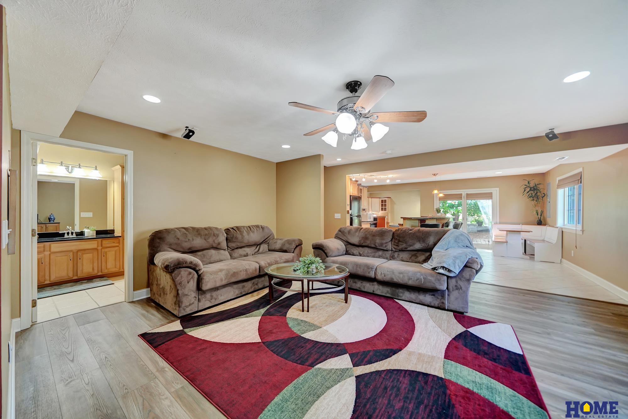 9249 Foxen Circle