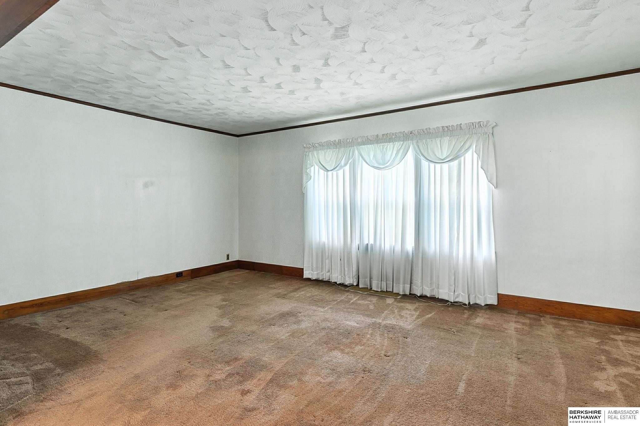 11414 N 76 Plaza