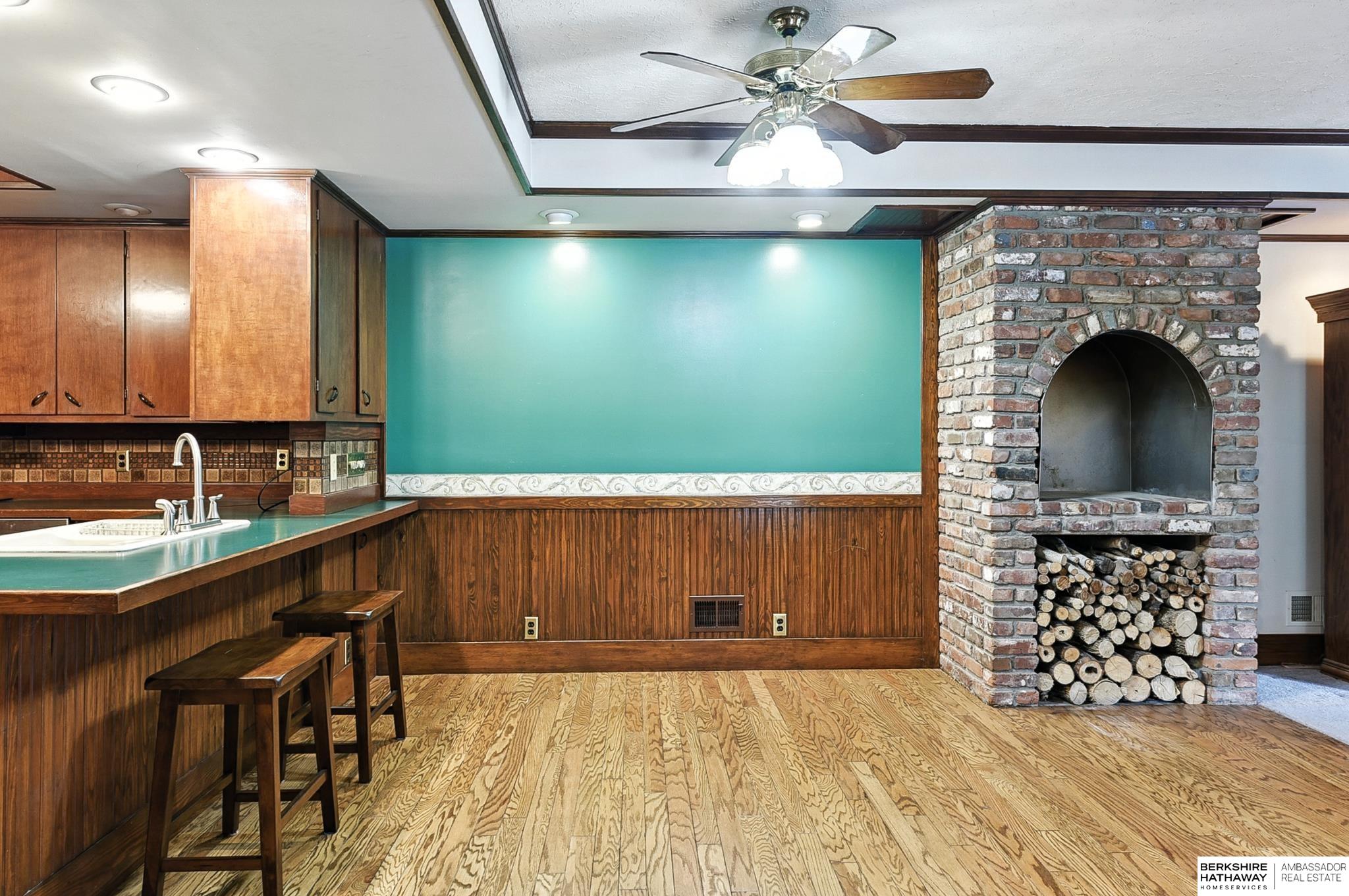 11414 N 76 Plaza