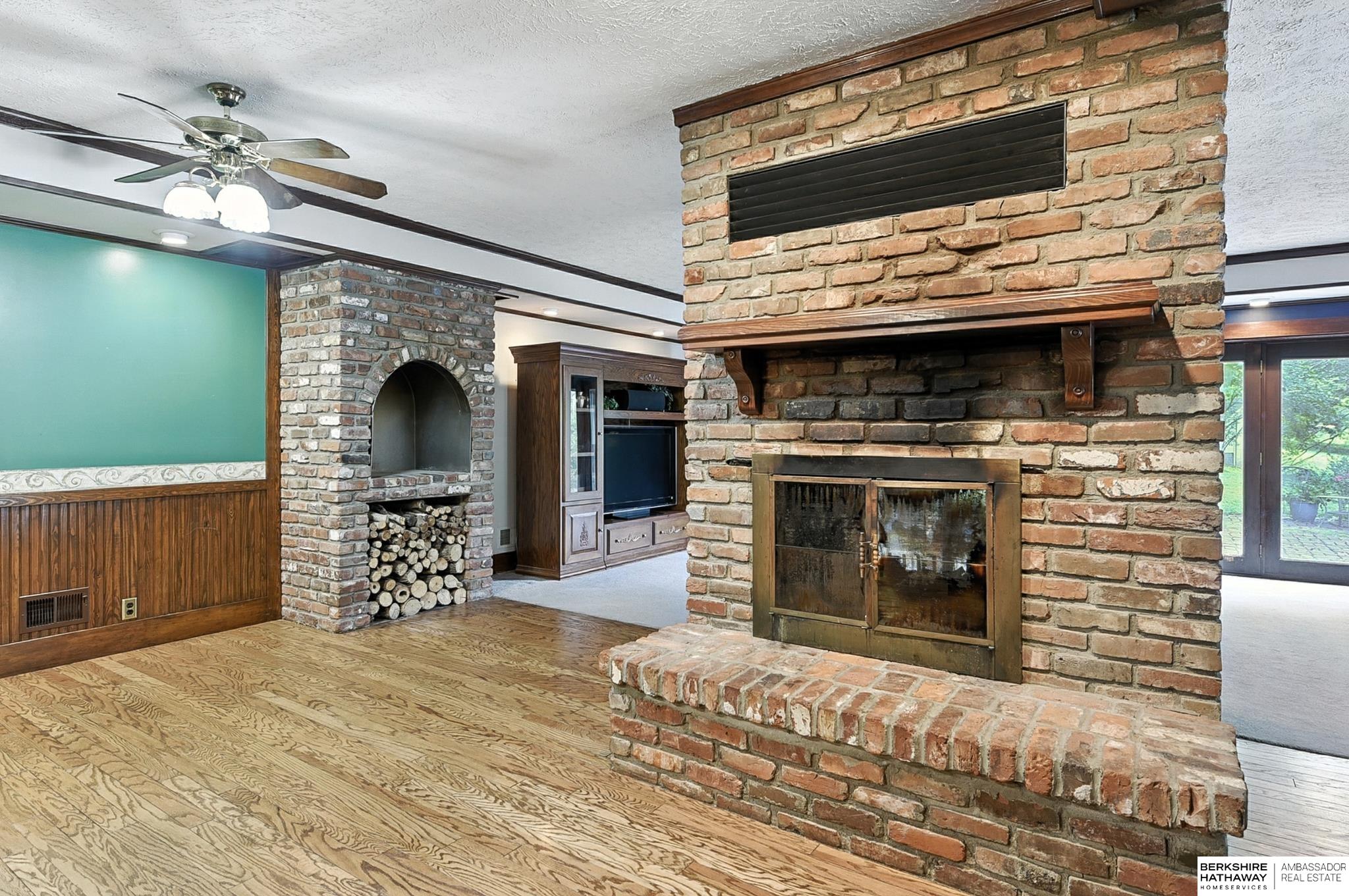 11414 N 76 Plaza