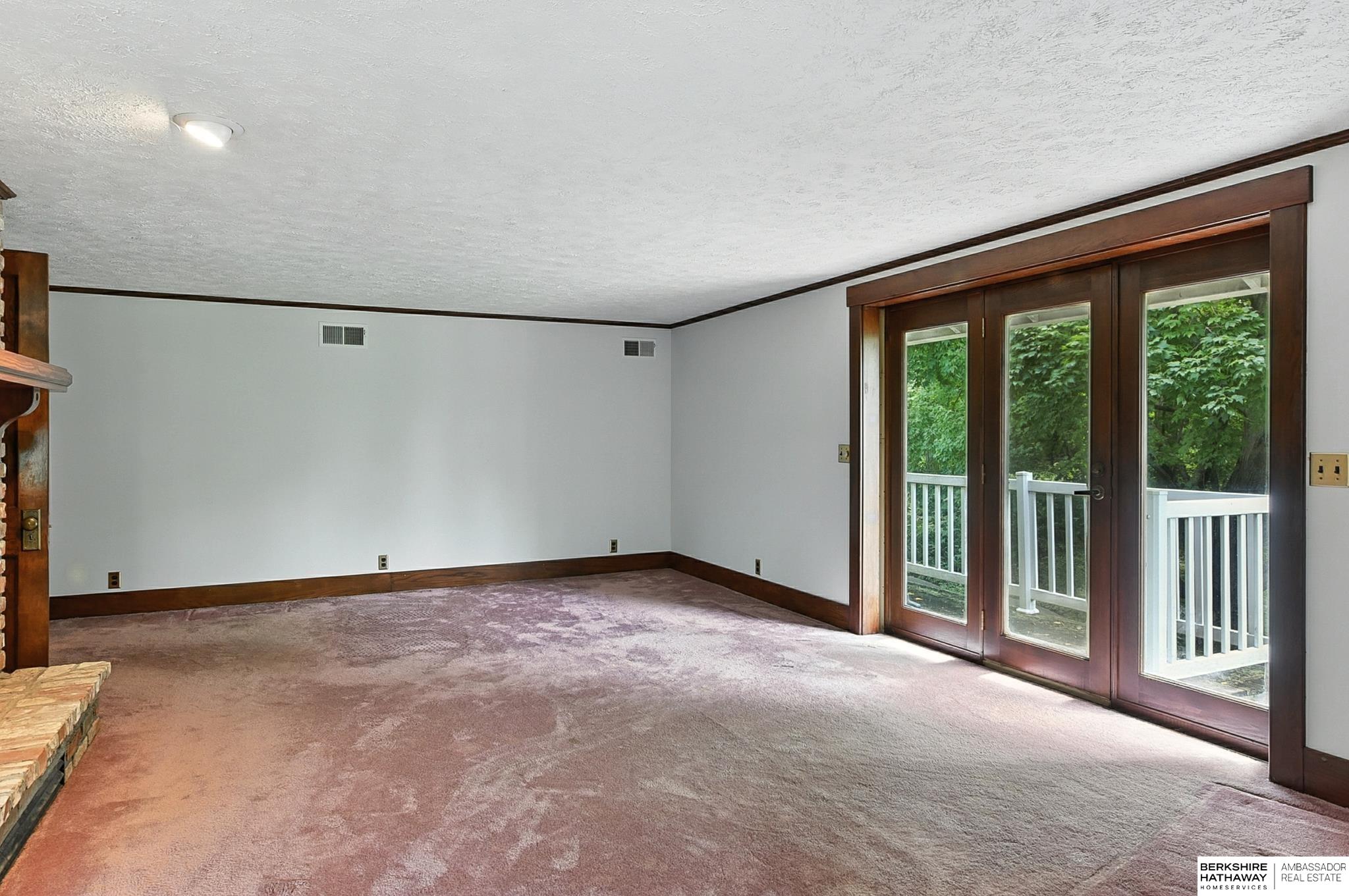 11414 N 76 Plaza