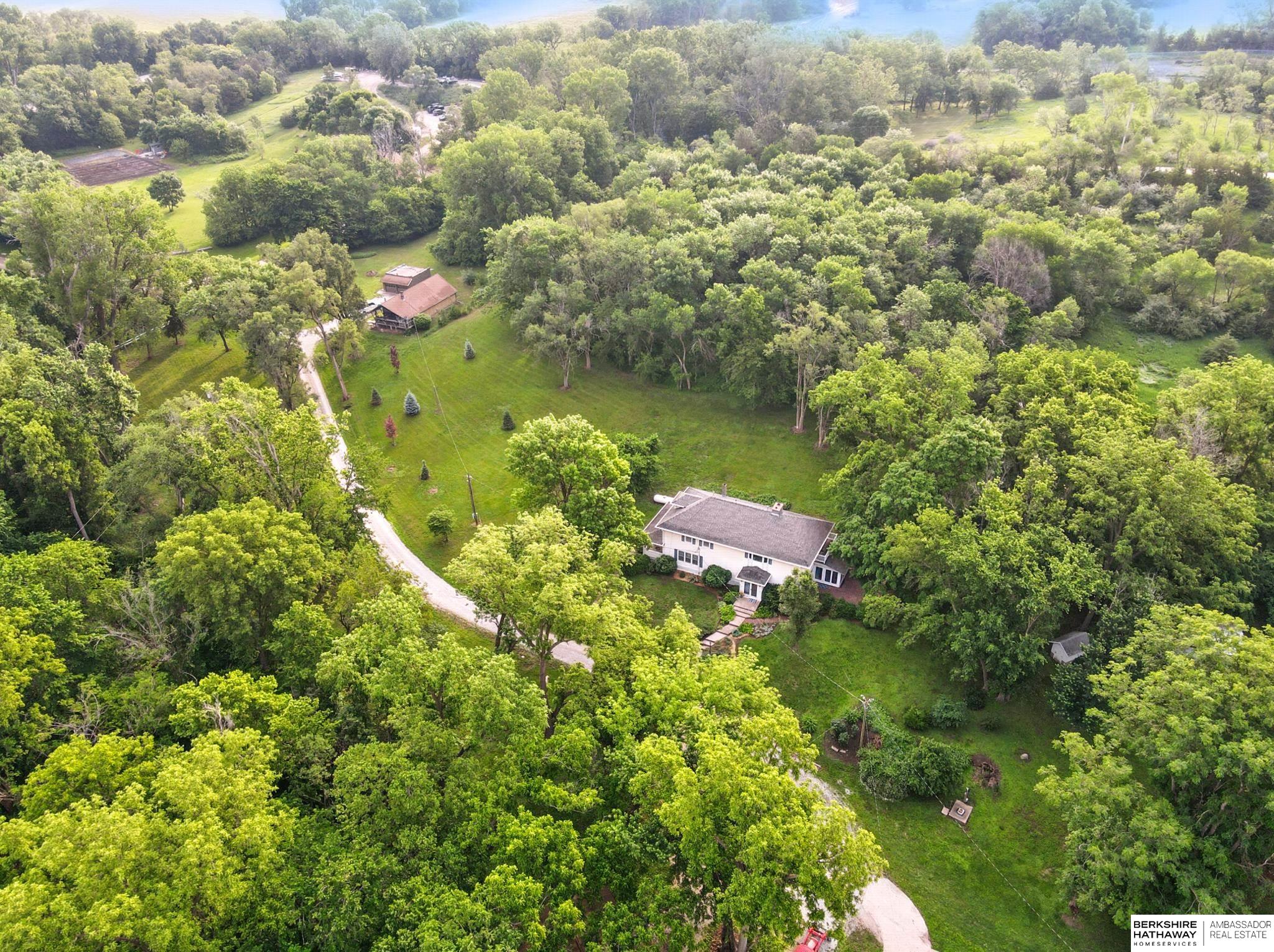 11414 N 76 Plaza