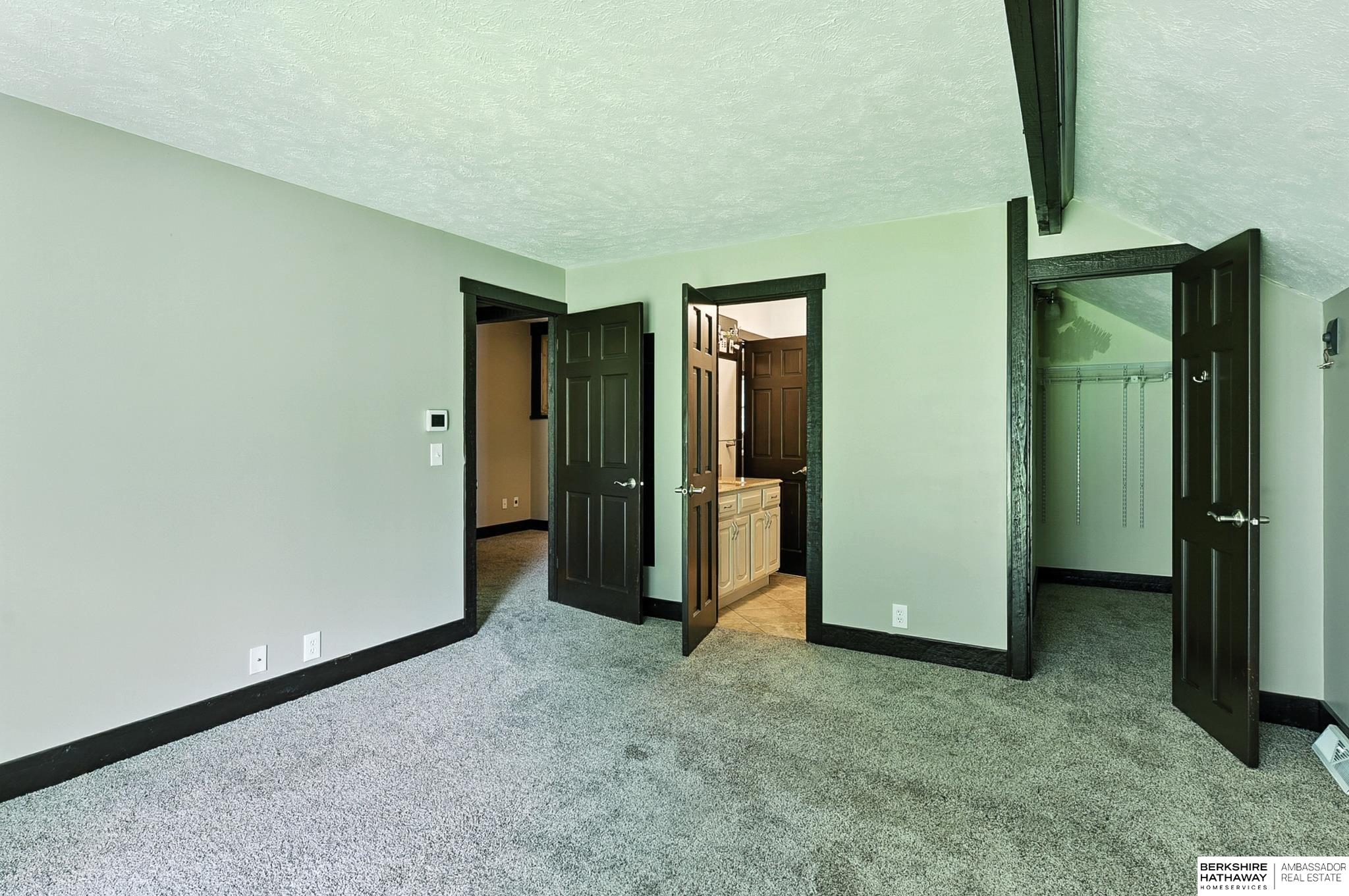 11414 N 76 Plaza
