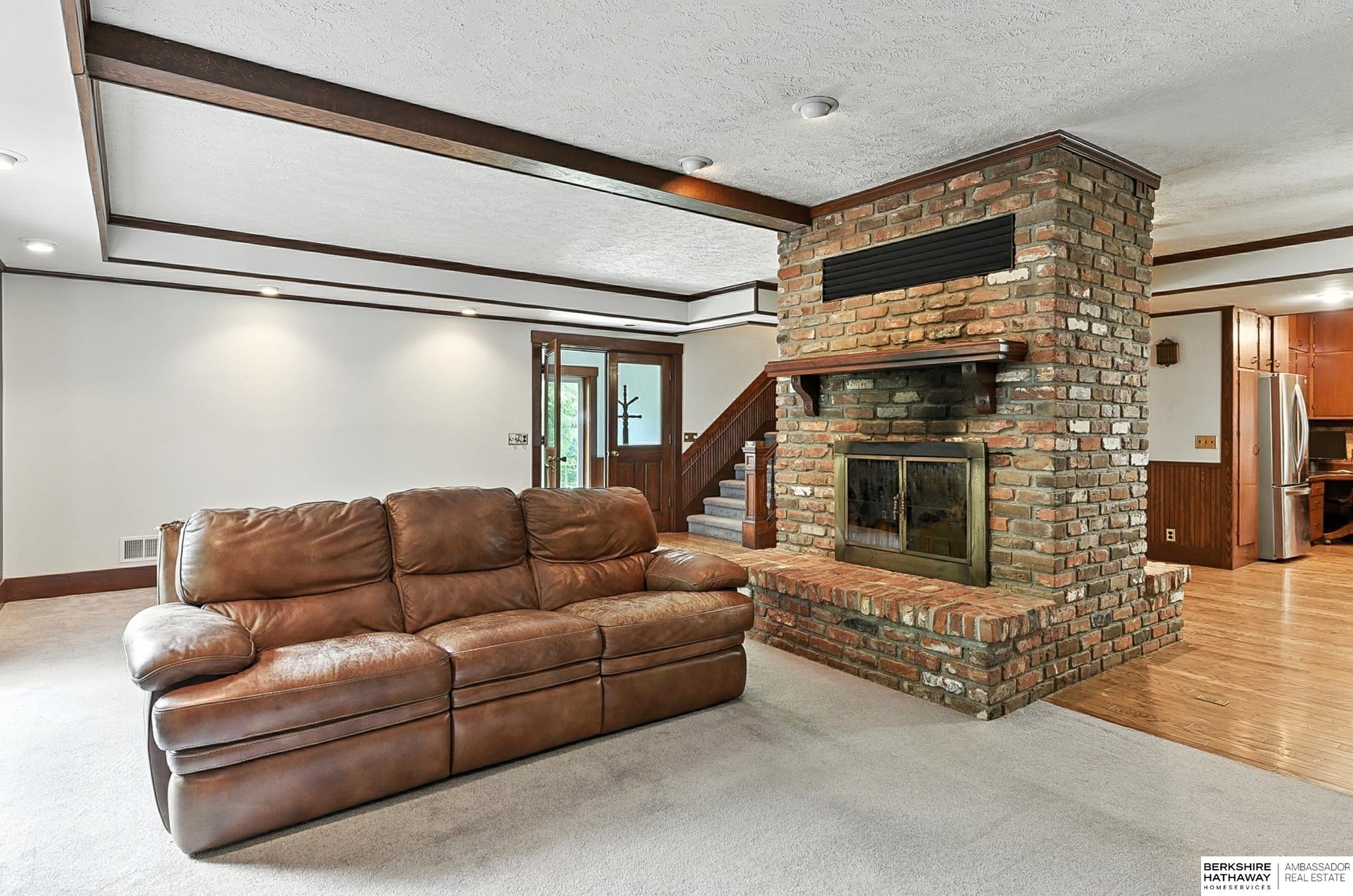 11414 N 76 Plaza