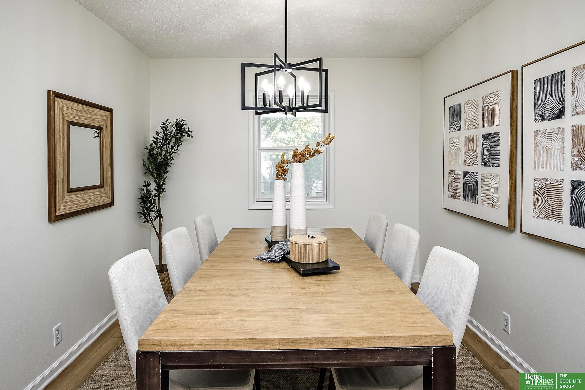 906 Chisholm Trail