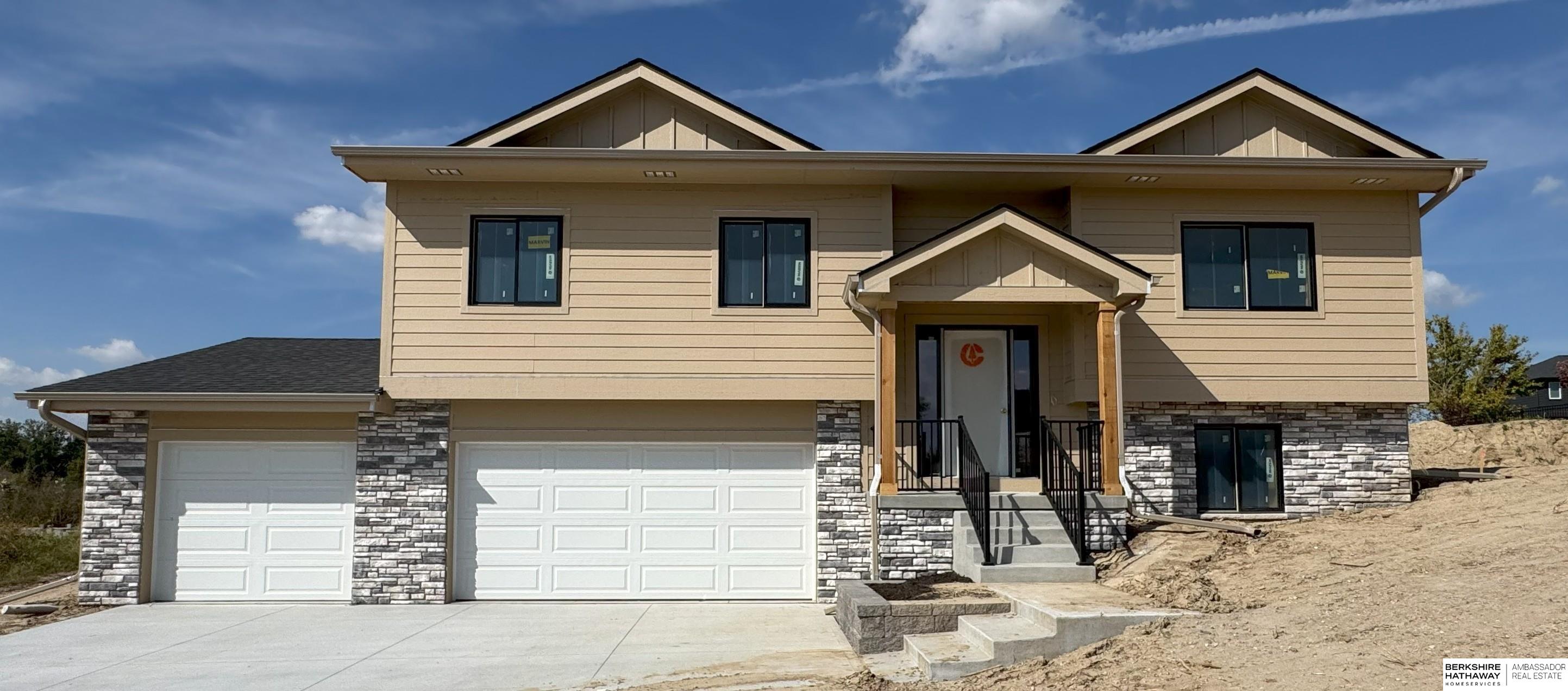 21512 Arabian Road