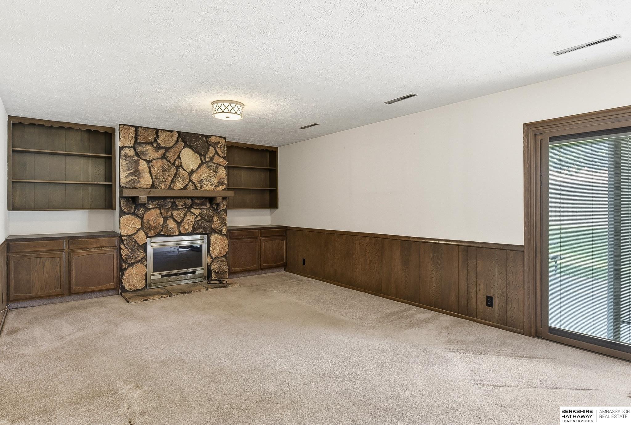 1122 Sally Street