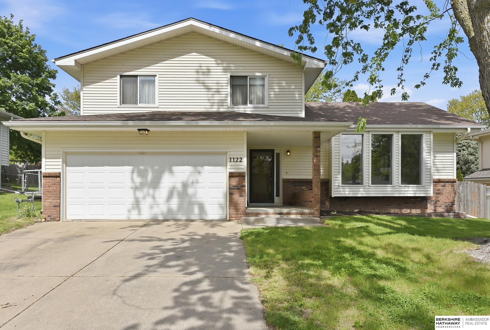 1122 Sally Street