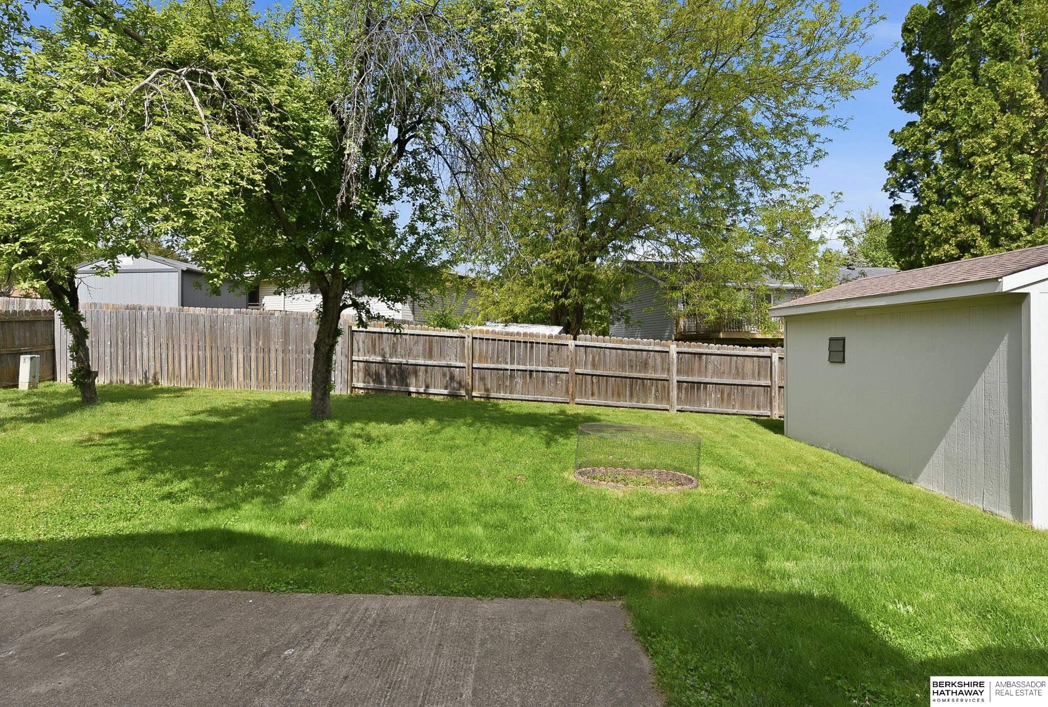 1122 Sally Street