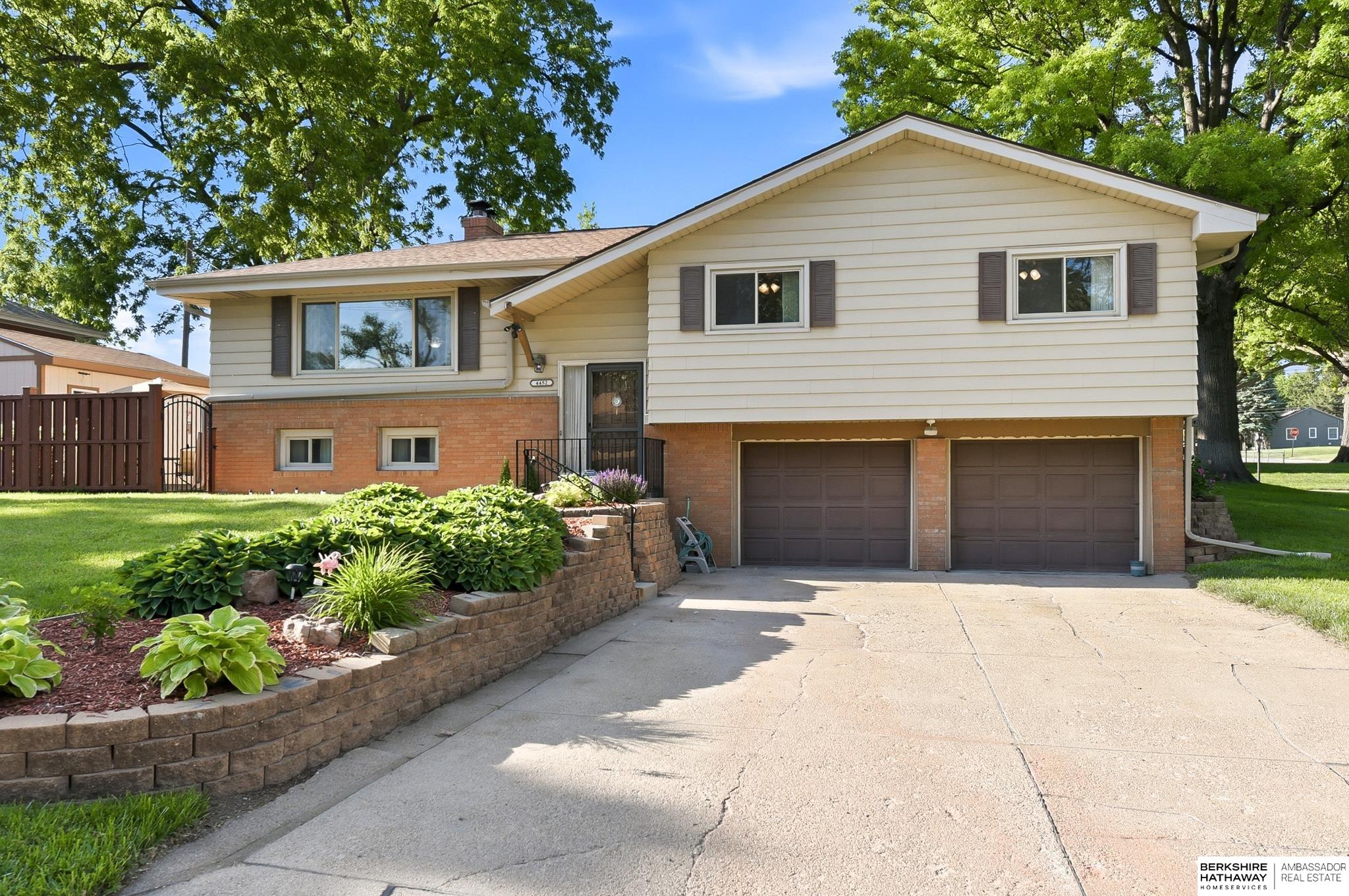 4452 Shady Lane Circle