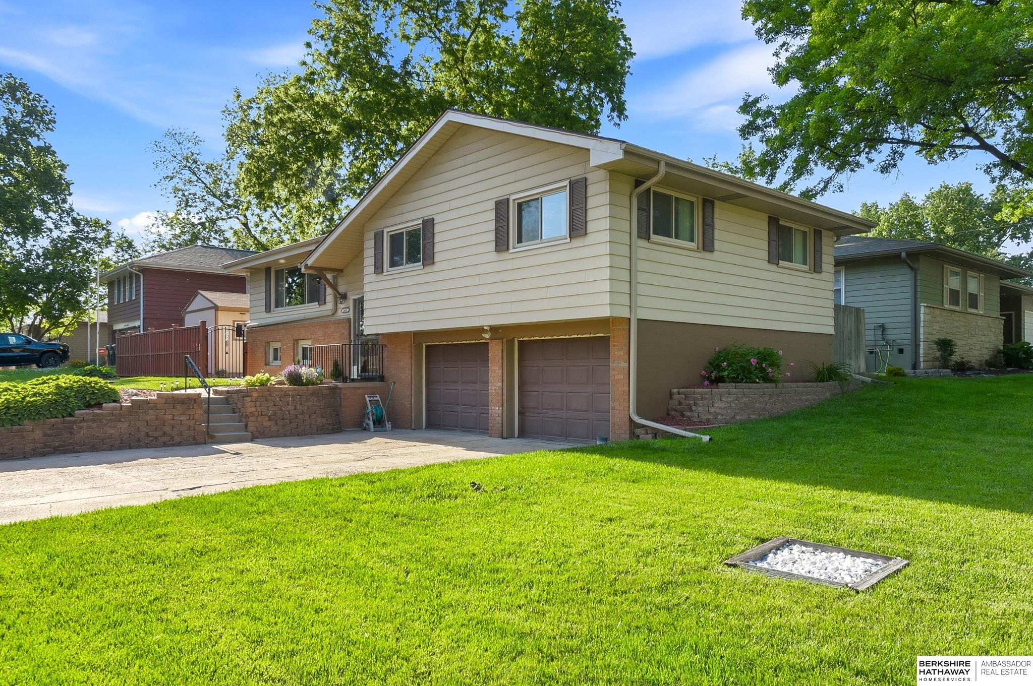 4452 Shady Lane Circle