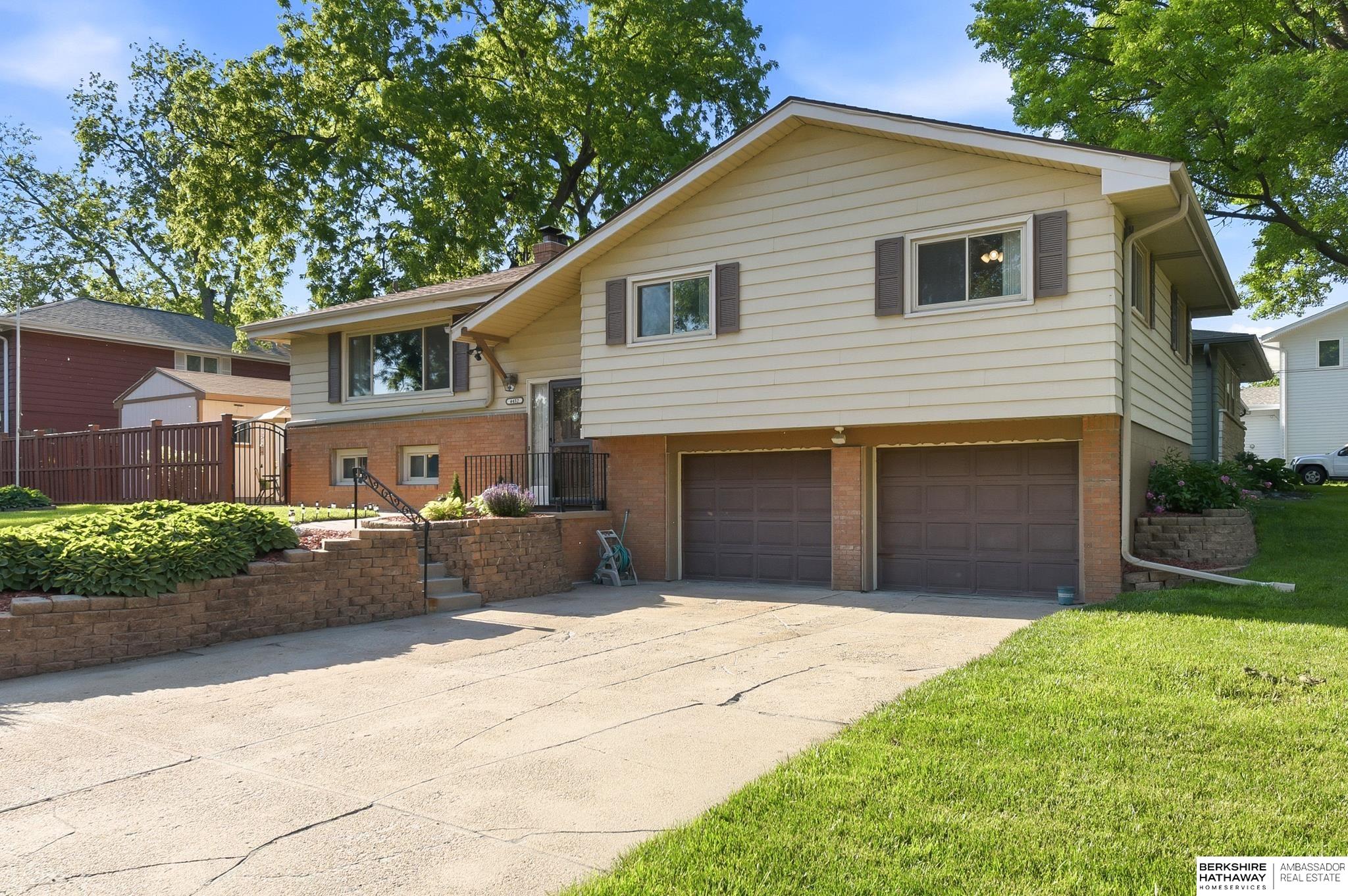 4452 Shady Lane Circle