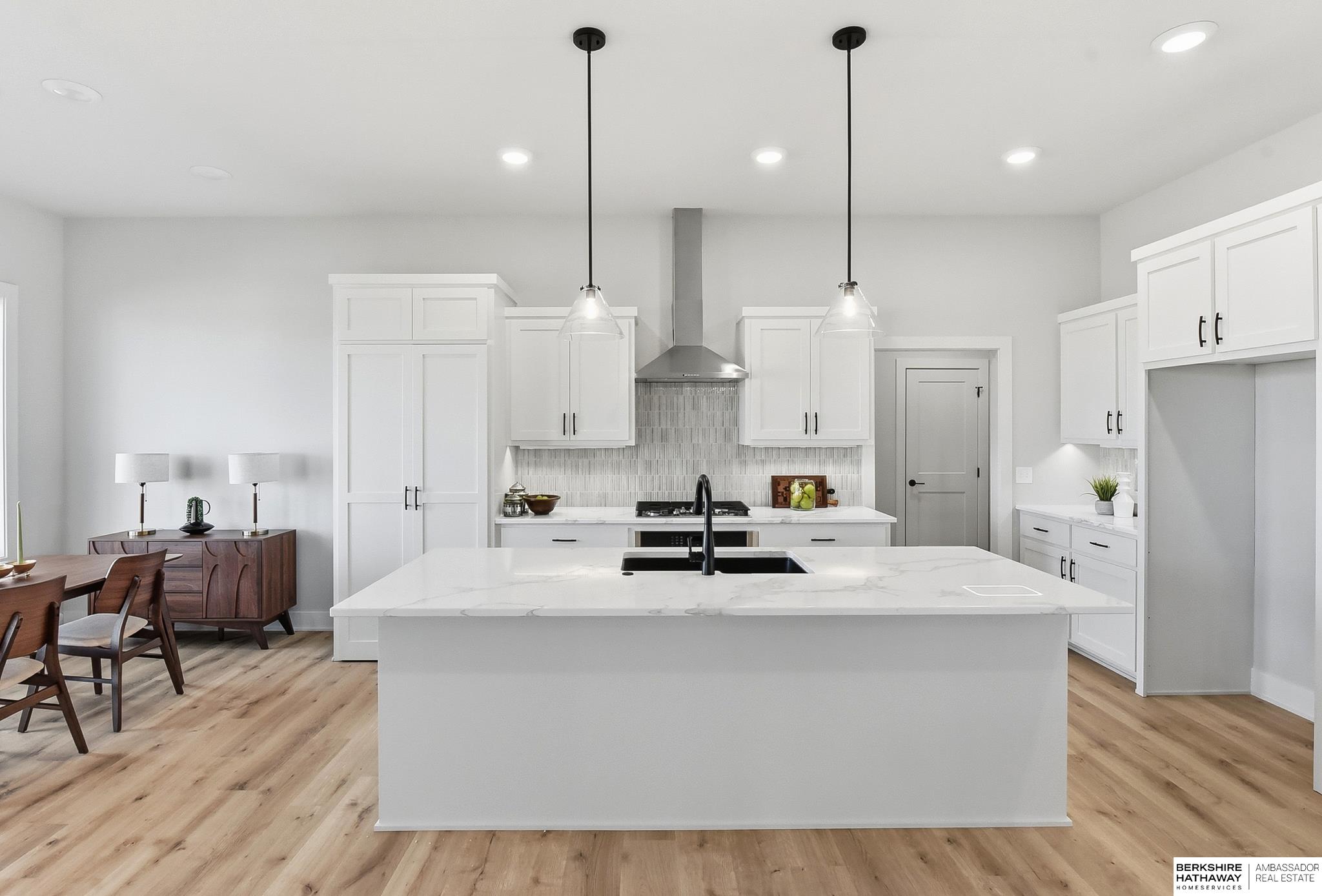 9808 Overland Trail