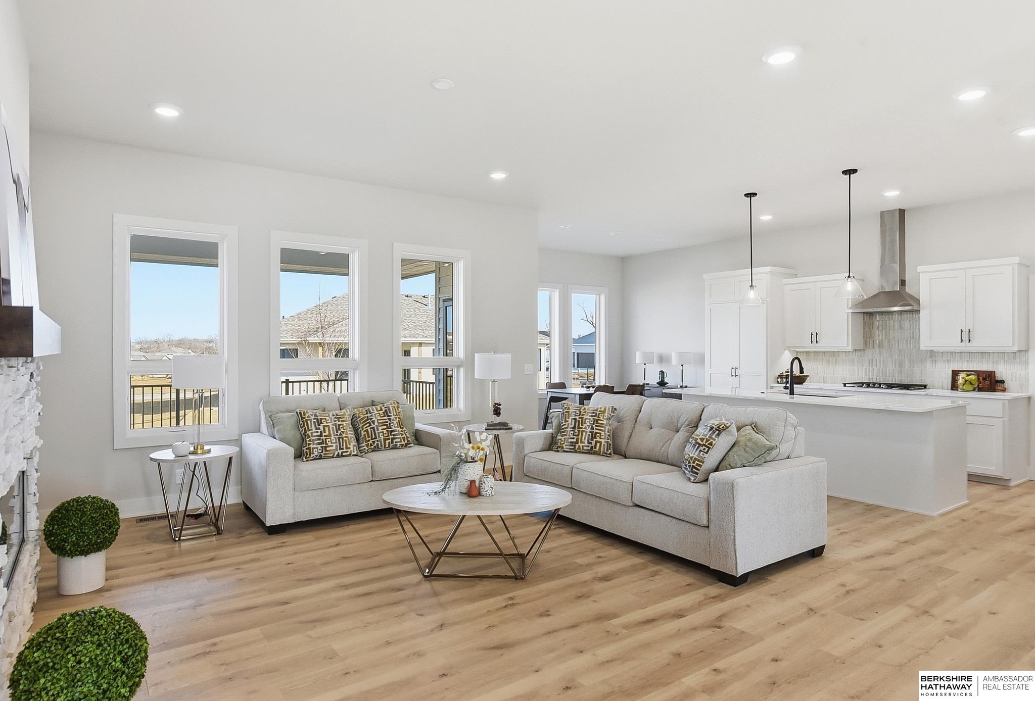 9808 Overland Trail