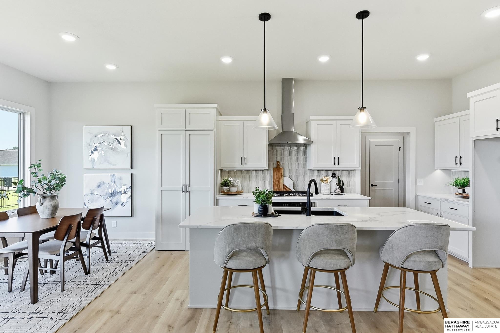 9808 Overland Trail
