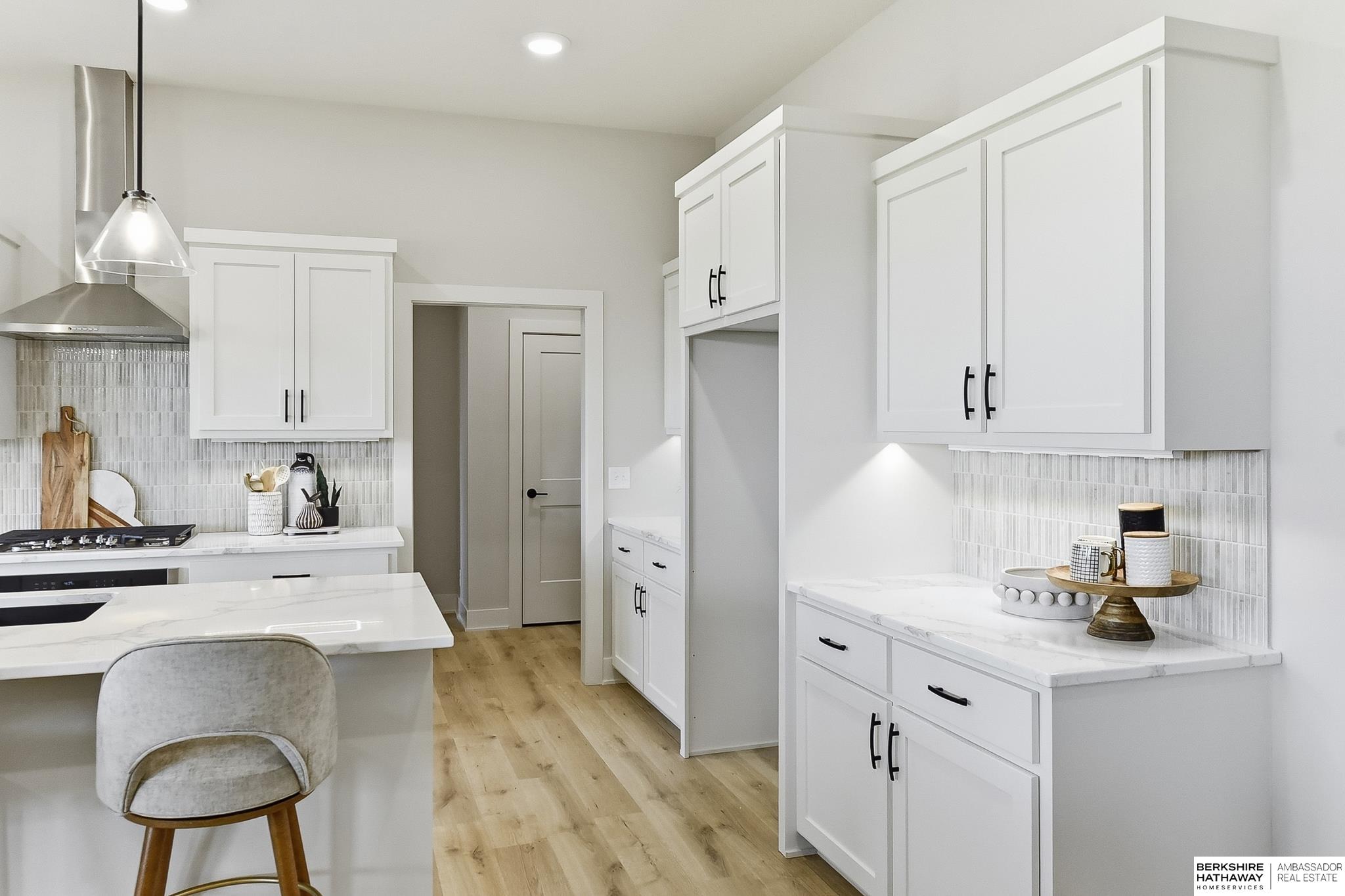 9808 Overland Trail
