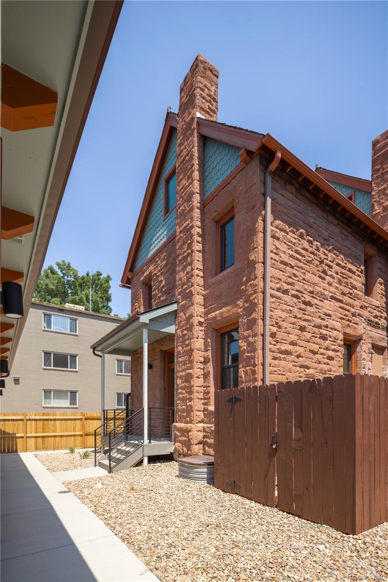 1763 N Williams Street Unit: 101