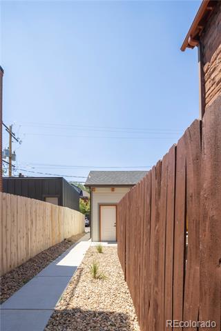 1763 N Williams Street Unit: 101