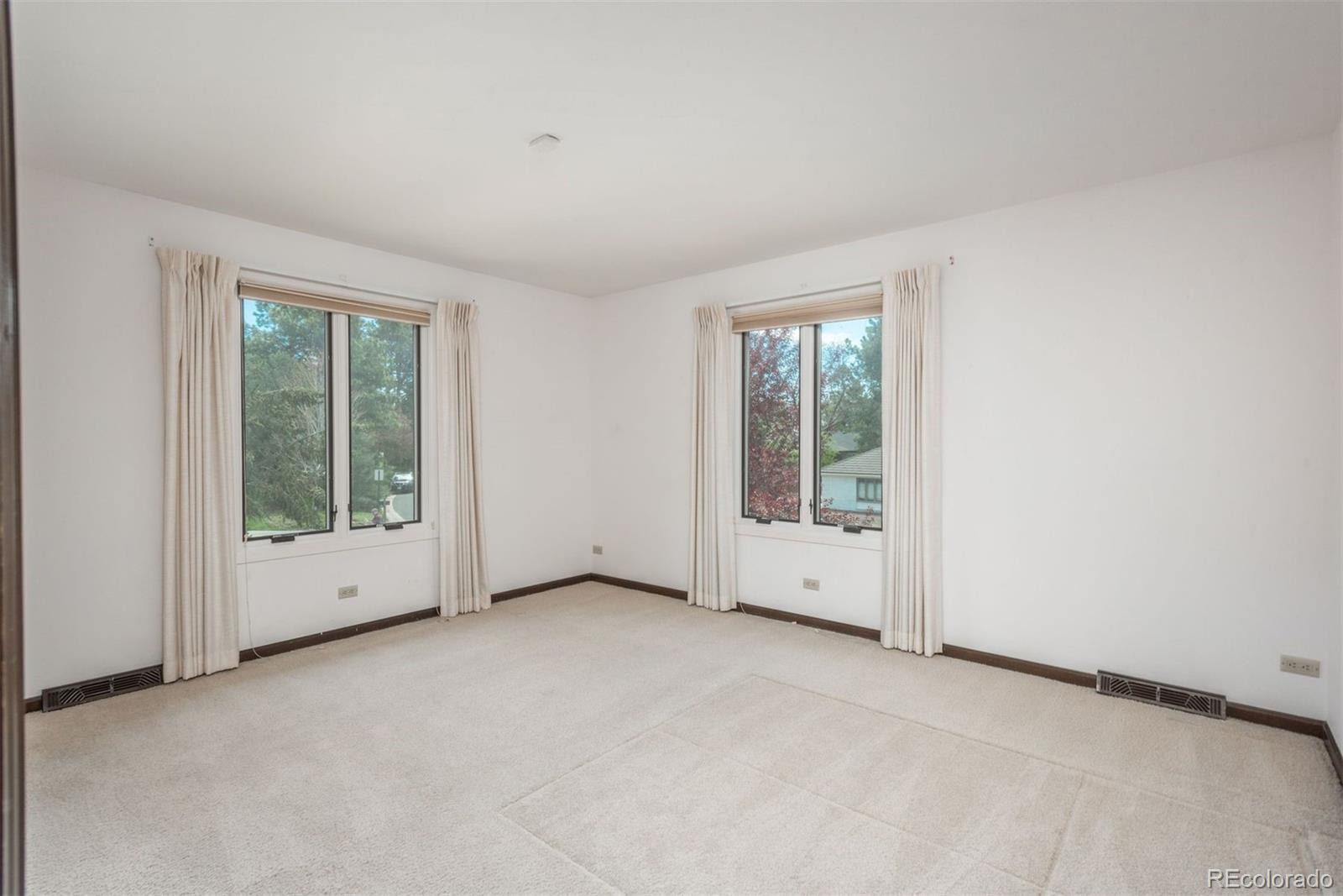 5361 Nassau Circle