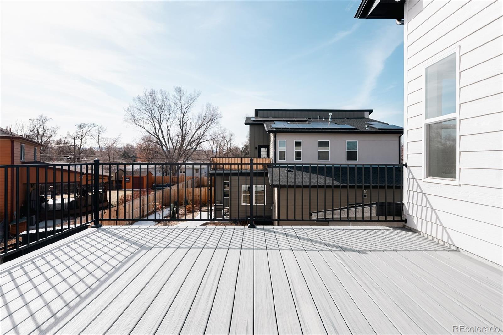 8742 W 49th Place