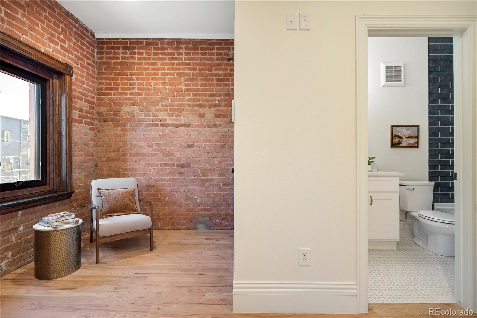 1763 N Williams Street Unit: 202
