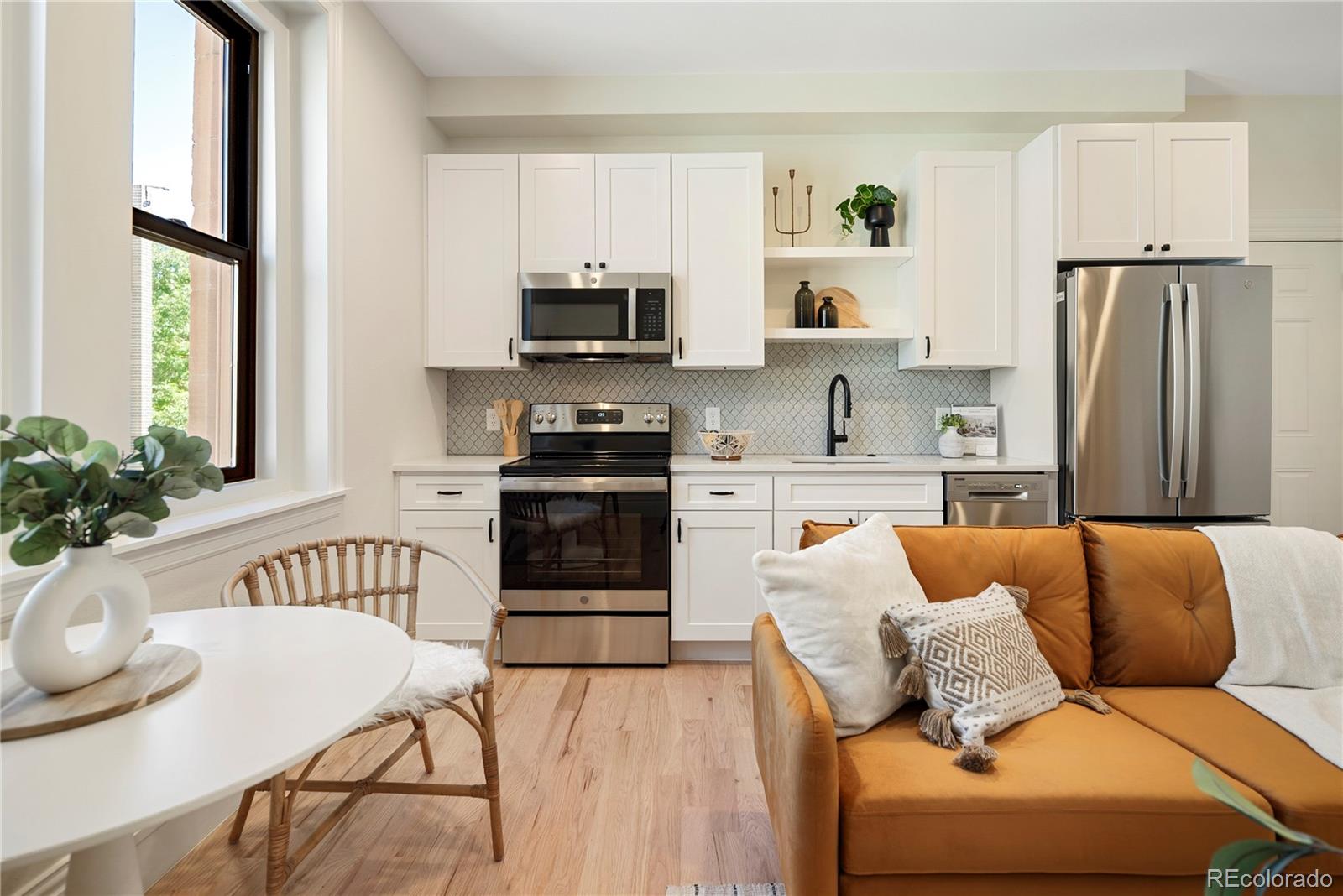 1763 N Williams Street Unit: 202