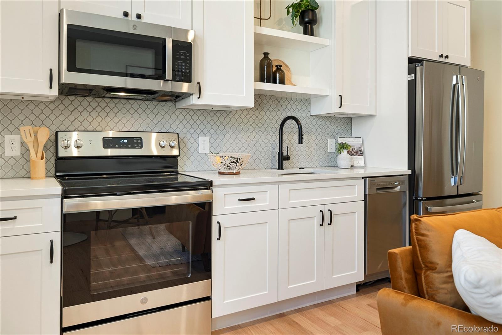 1763 N Williams Street Unit: 202