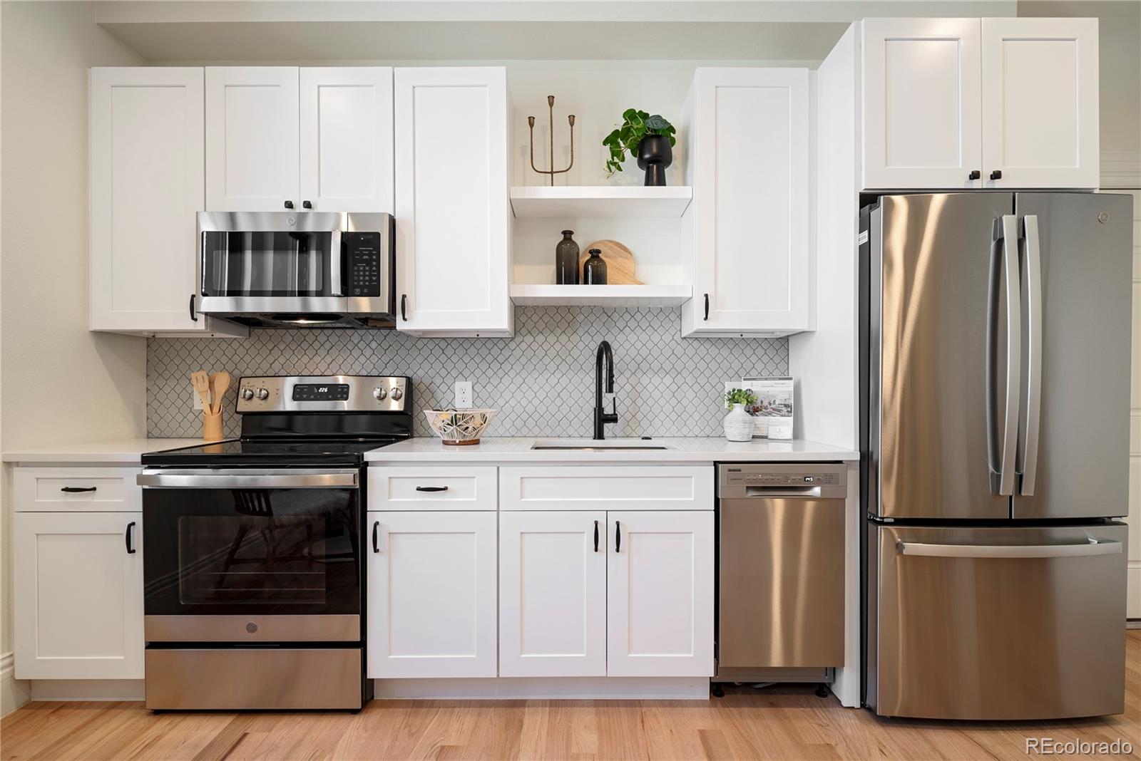1763 N Williams Street Unit: 202