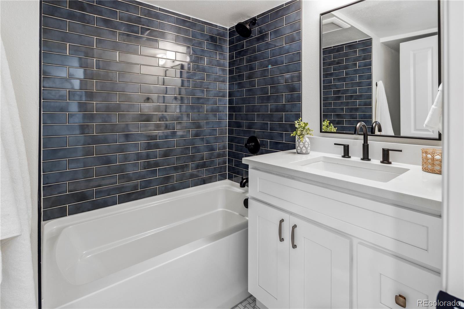 1763 N Williams Street Unit: B1
