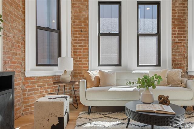 1763 N Williams Street Unit: 201