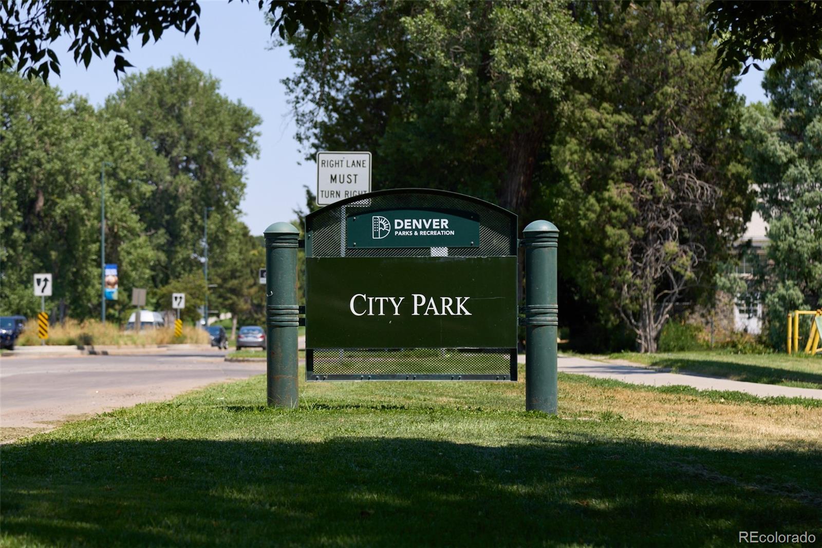 1763 N Williams Street Unit: B2