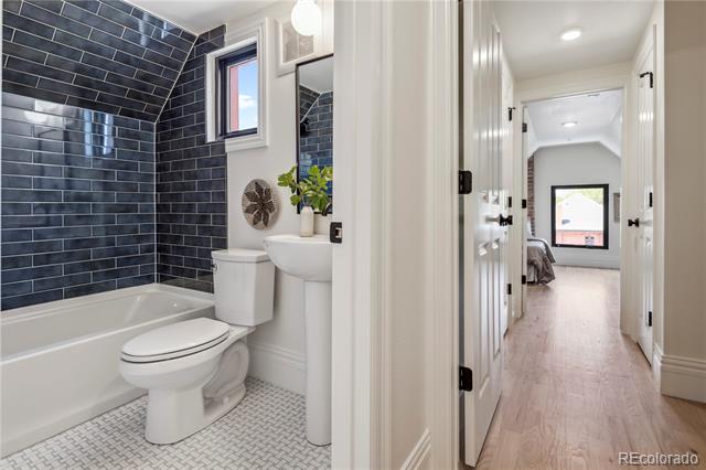 1763 N Williams Street Unit: 301