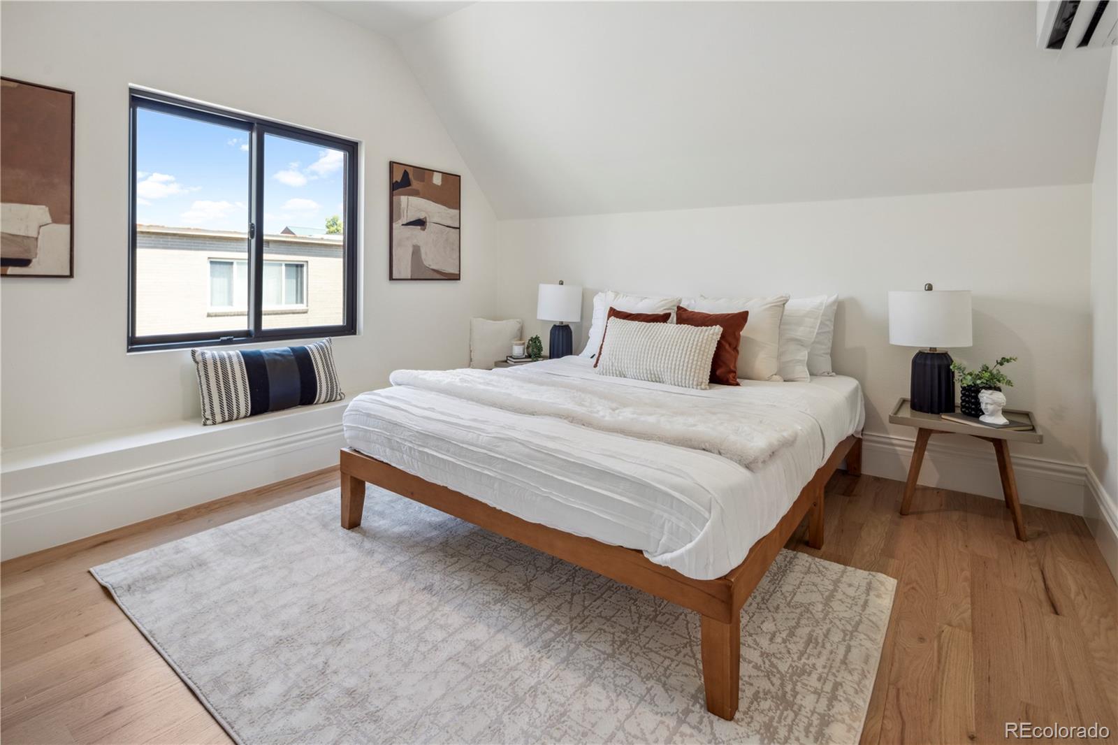 1763 N Williams Street Unit: 301