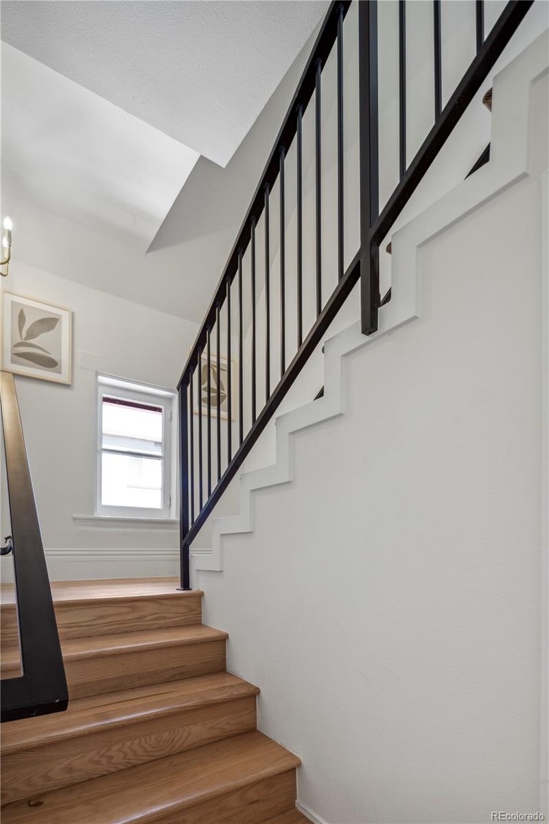 1763 N Williams Street Unit: 301